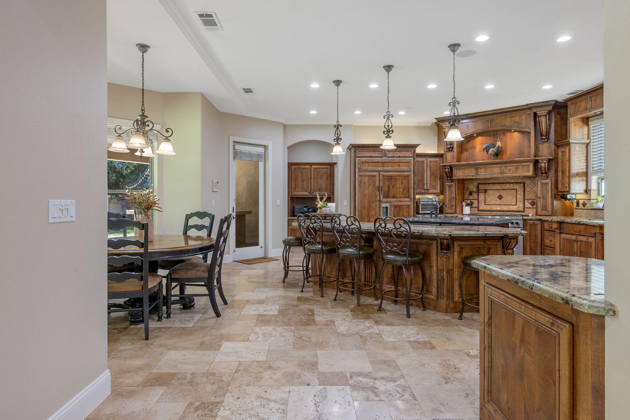 4546 S Dans St, Visalia, CA 93277