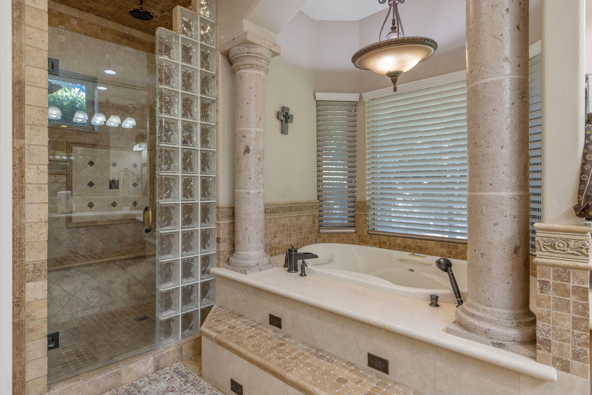 4546 S Dans St, Visalia, CA 93277