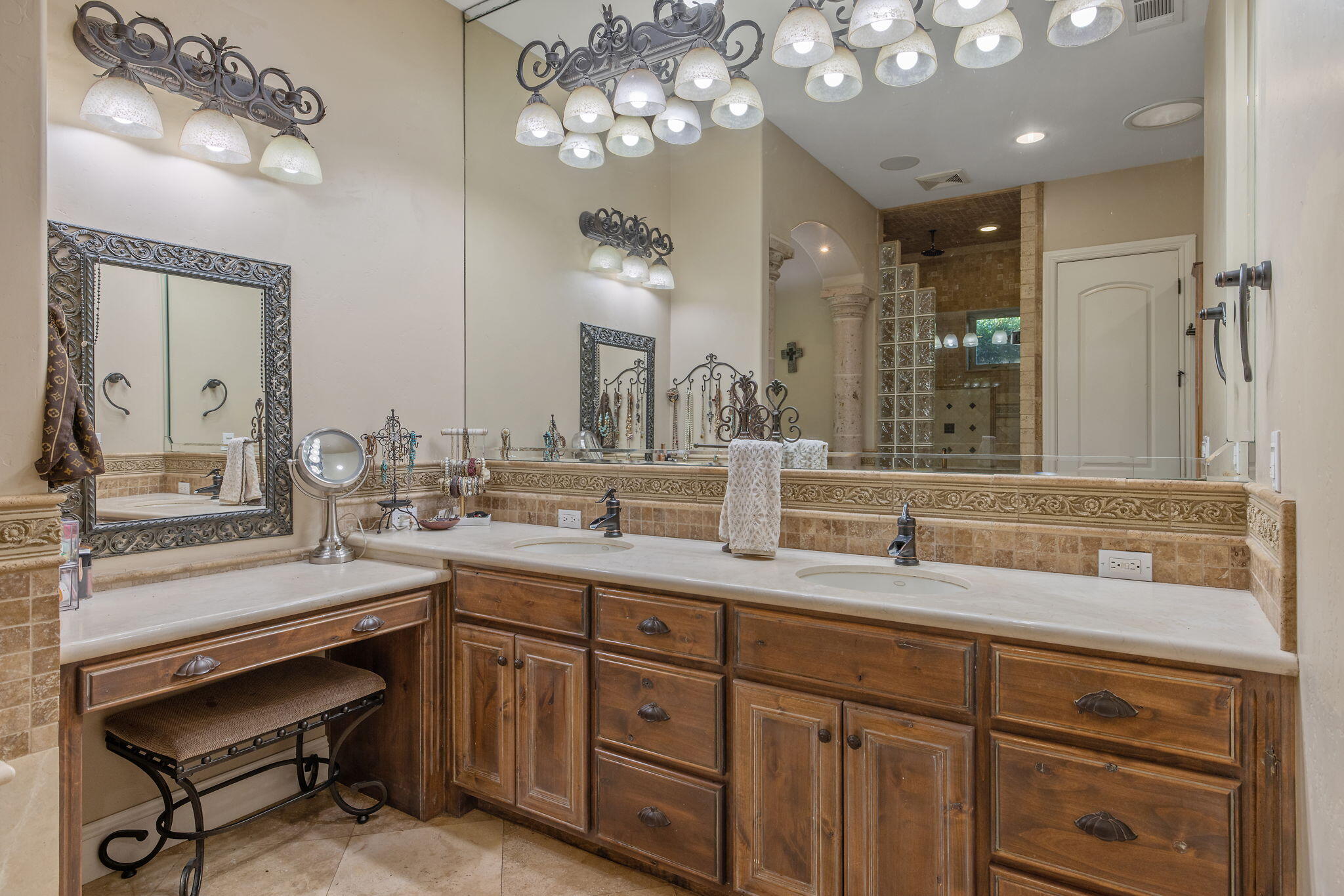 4546 S Dans St, Visalia, CA 93277