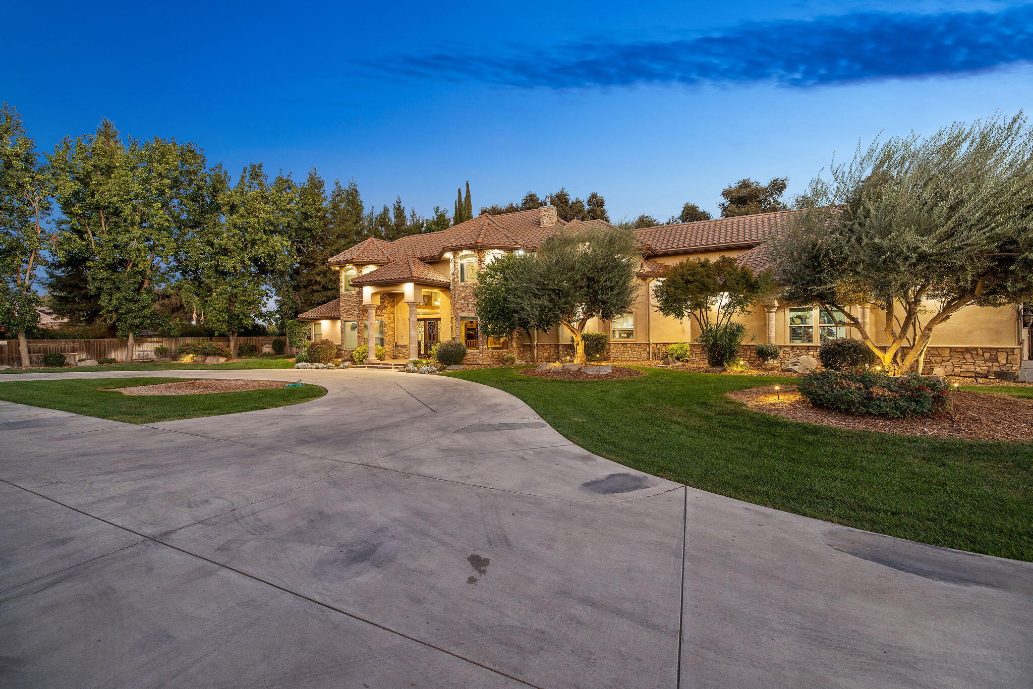 4546 S Dans St, Visalia, CA 93277