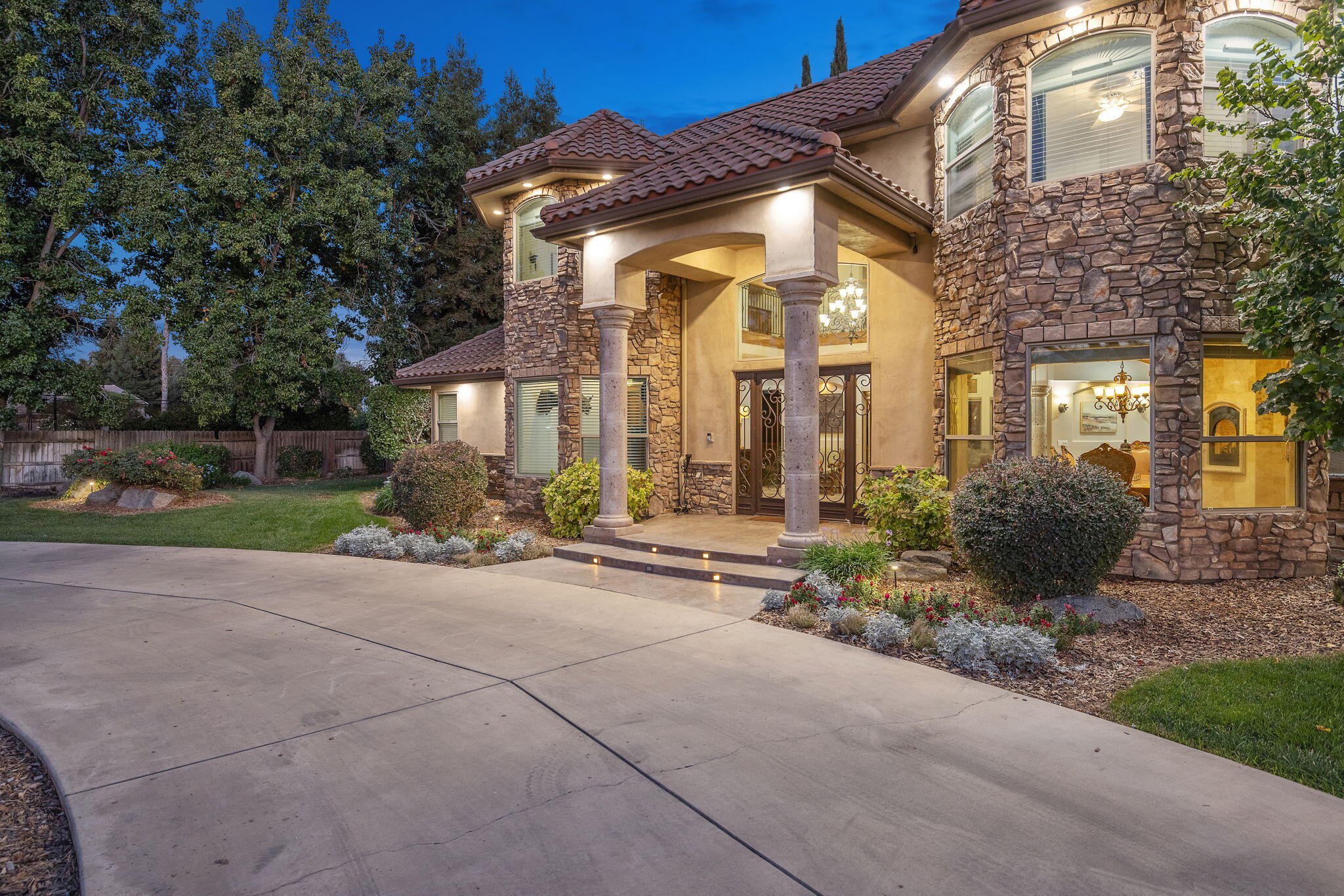4546 S Dans St, Visalia, CA 93277