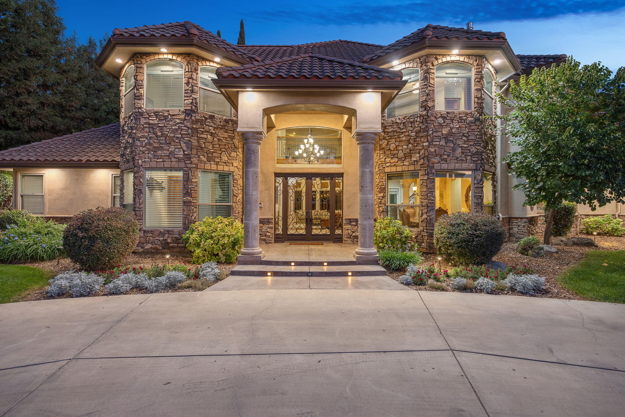 4546 S Dans St, Visalia, CA 93277