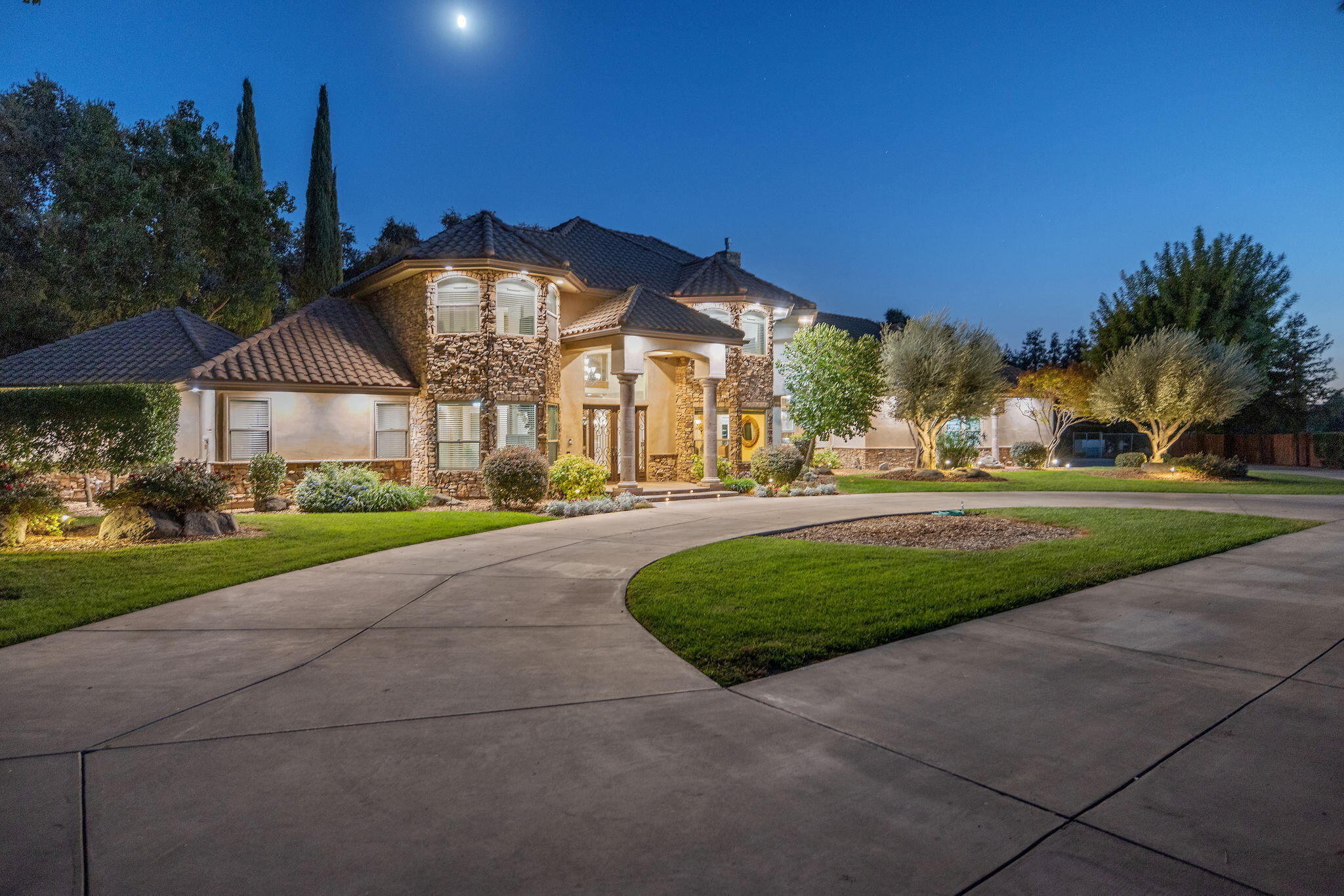 4546 S Dans St, Visalia, CA 93277
