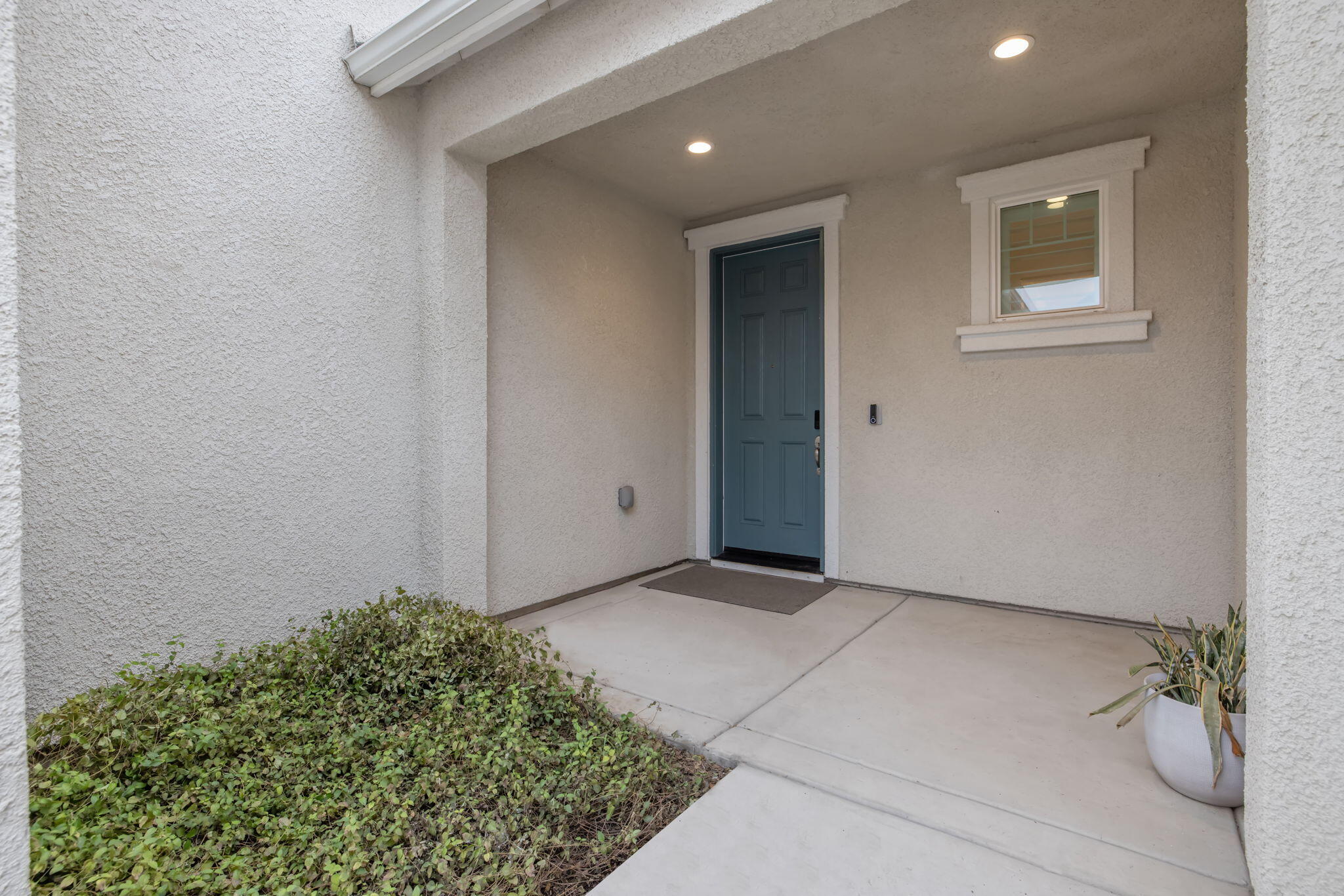 801 Howard St, Kingsburg, CA 93631