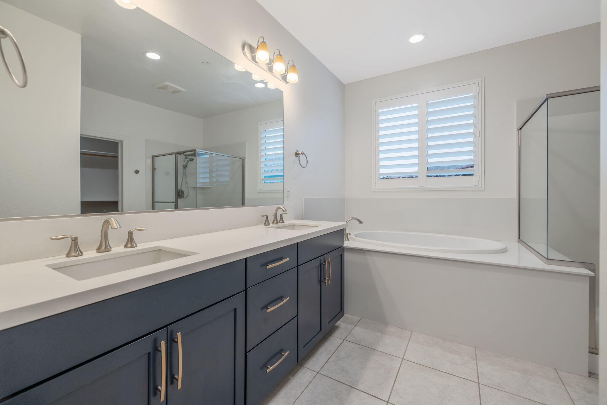 801 Howard St, Kingsburg, CA 93631