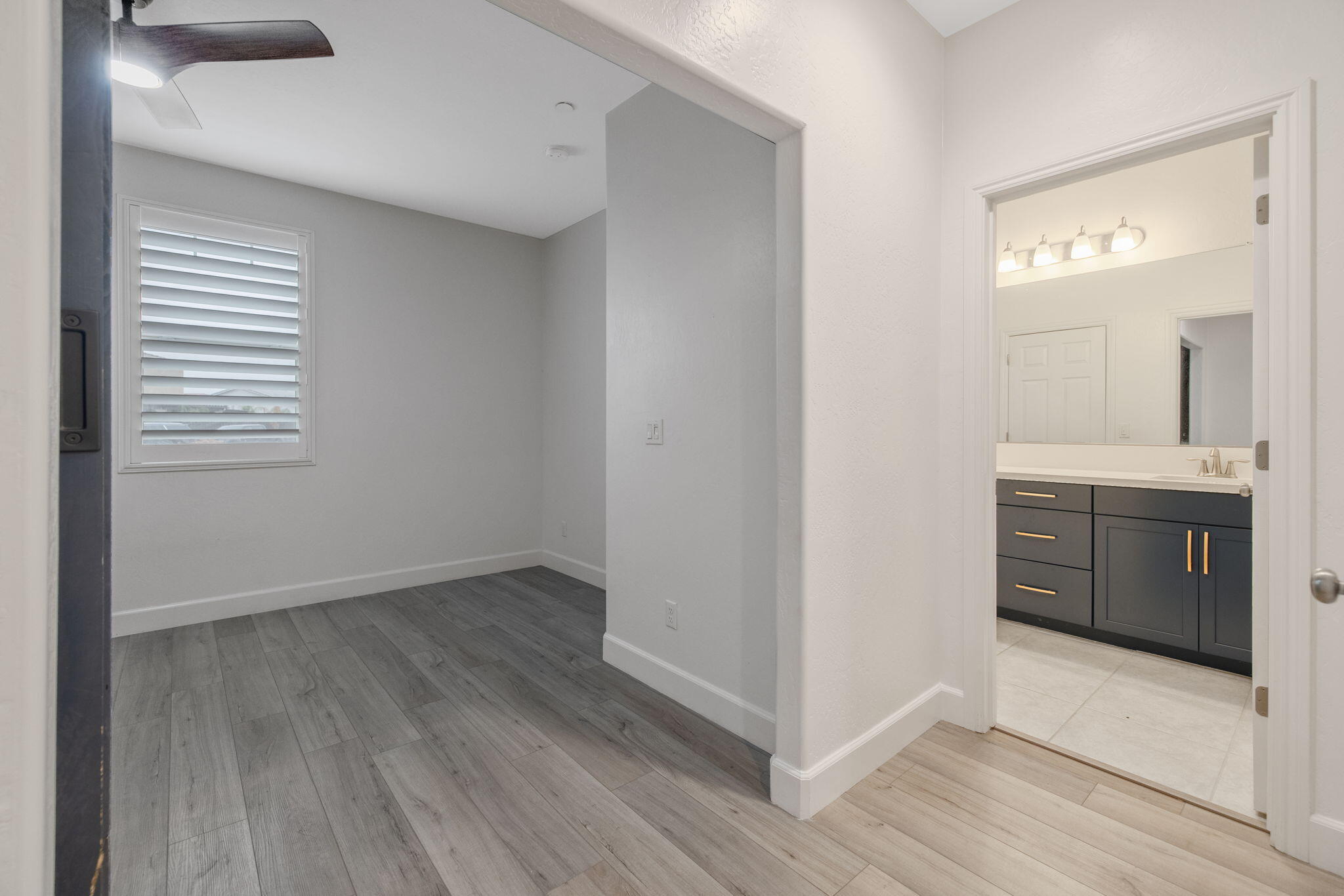 801 Howard St, Kingsburg, CA 93631