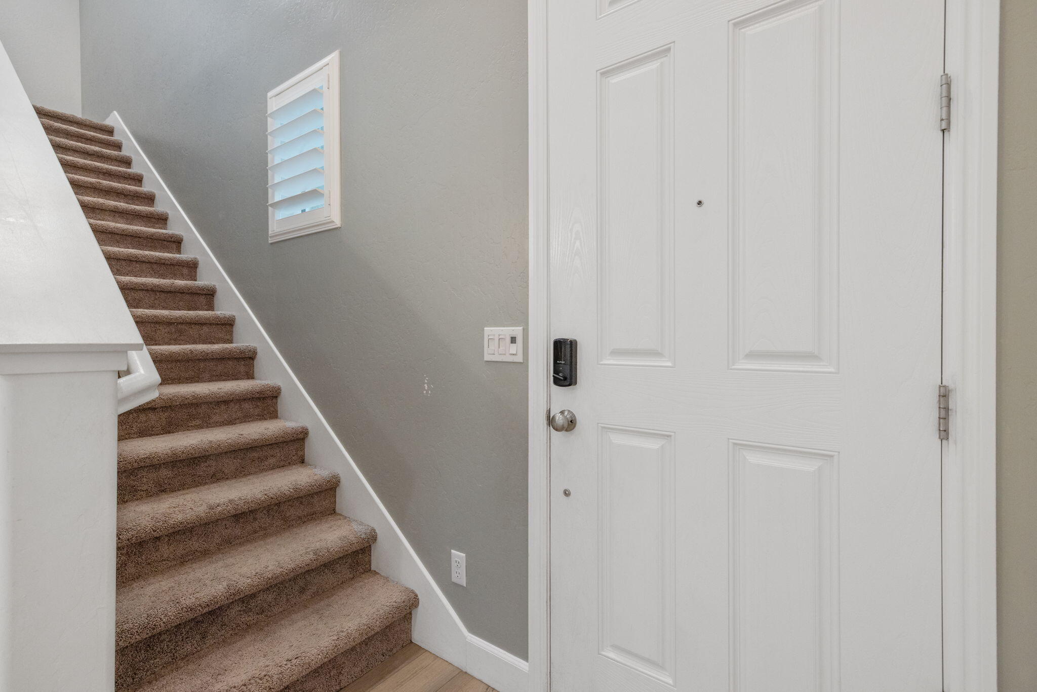 801 Howard St, Kingsburg, CA 93631