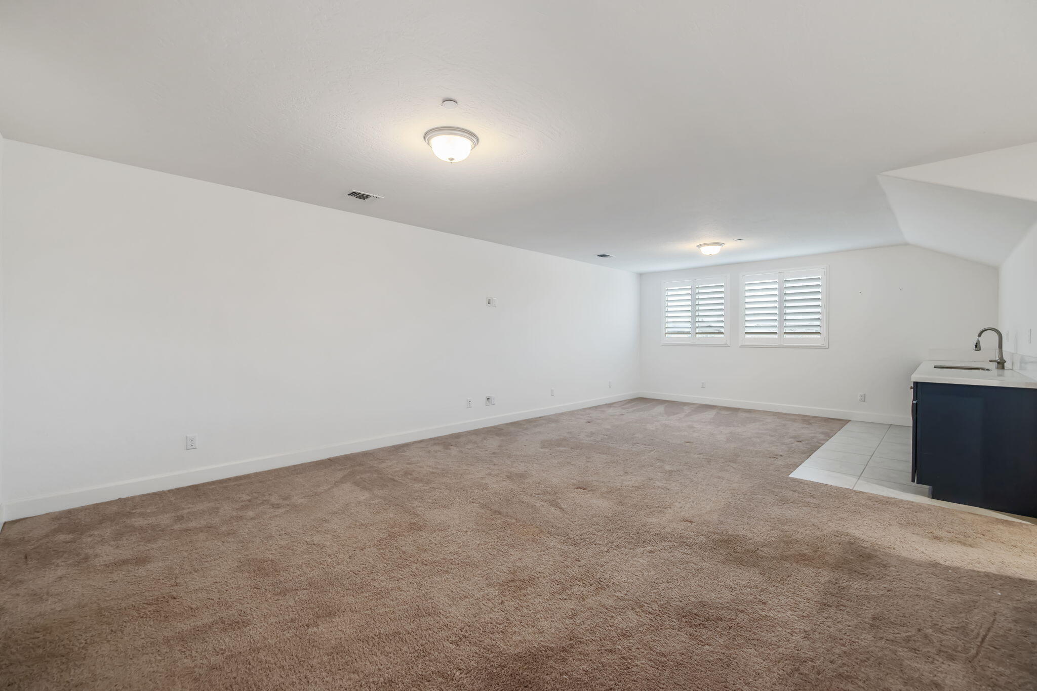 801 Howard St, Kingsburg, CA 93631