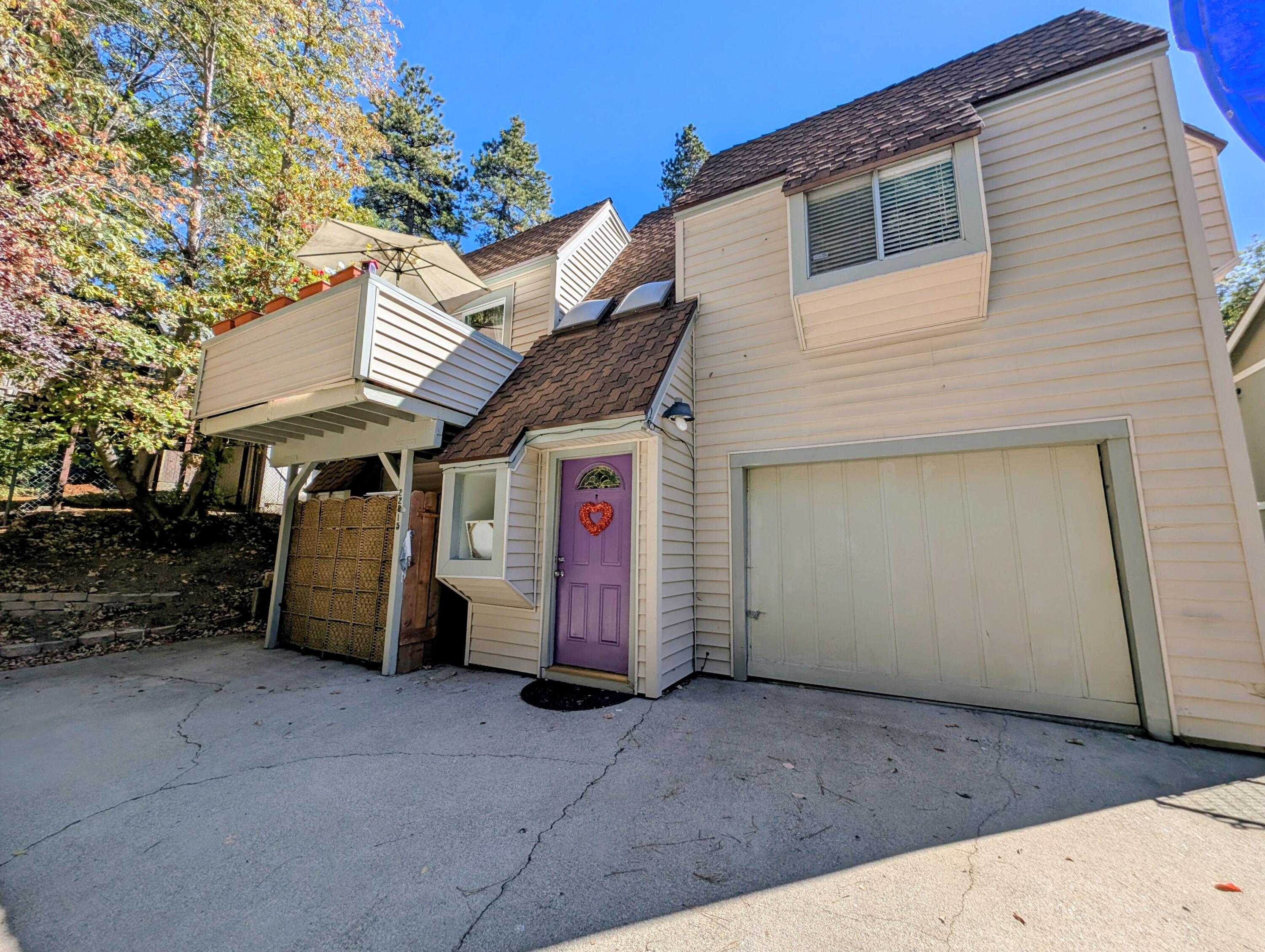 22815 Alder Ln, Crestline, CA 92325