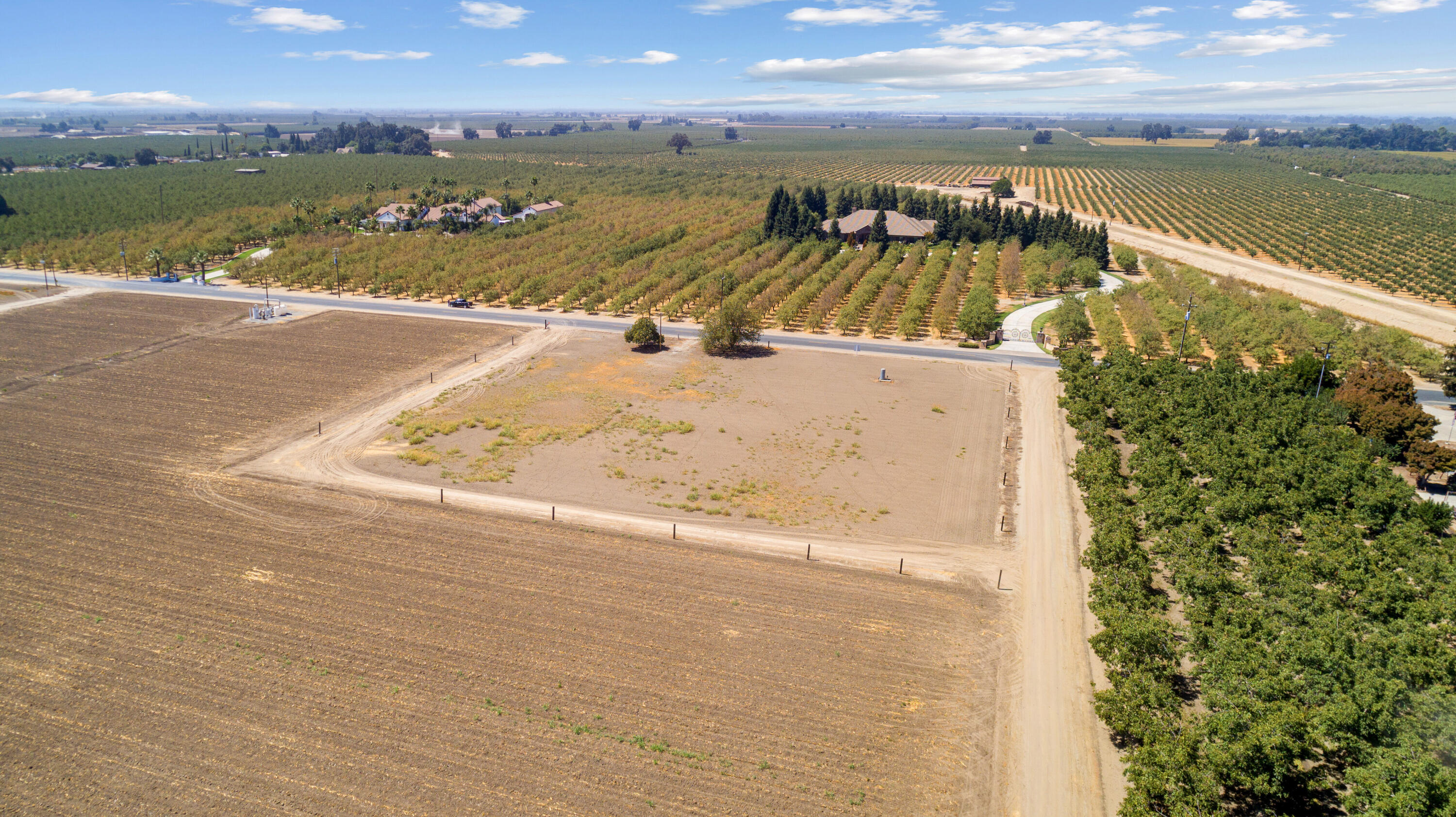 4603 12th Ave, Hanford, CA 93230