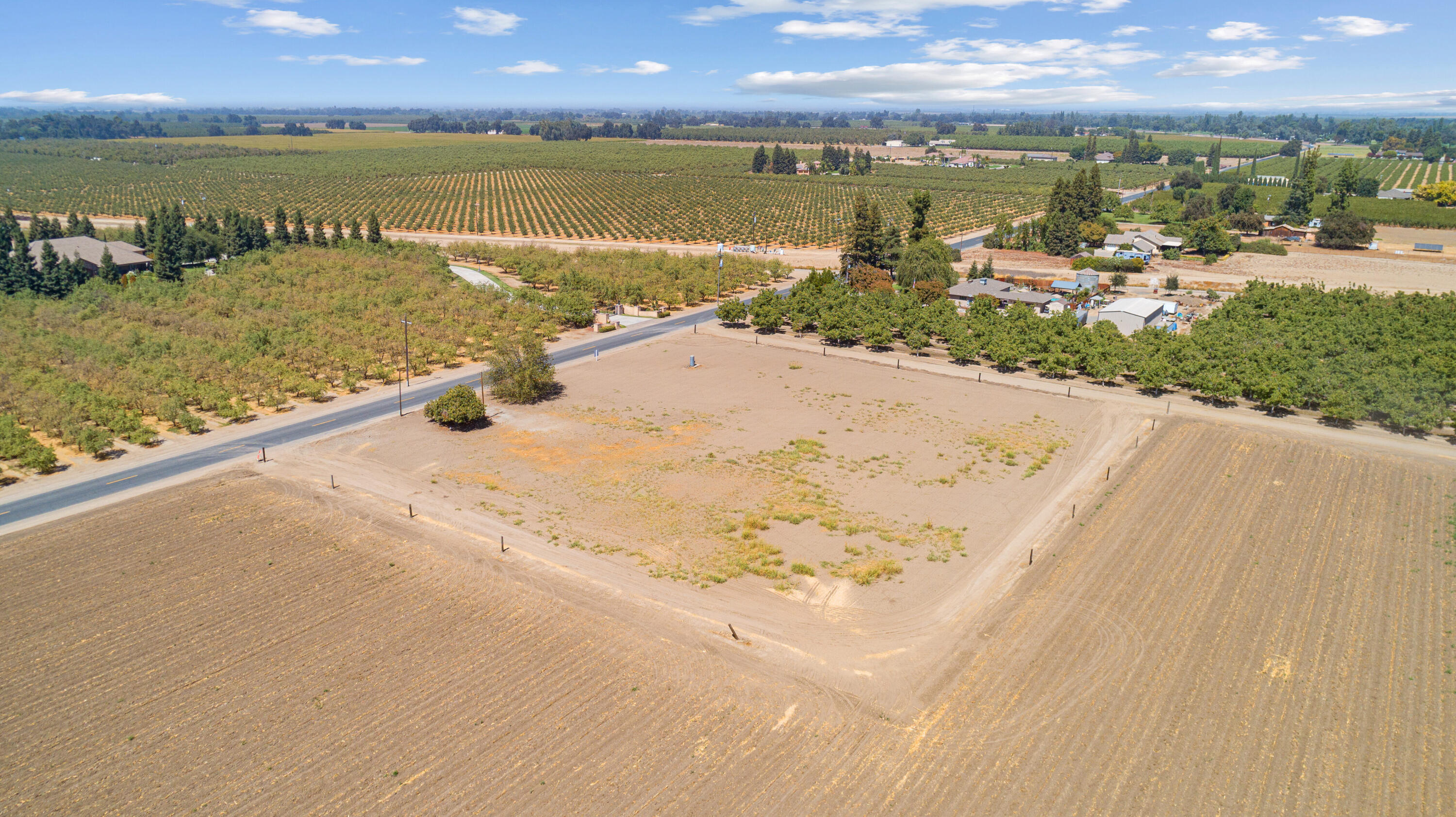 4603 12th Ave, Hanford, CA 93230