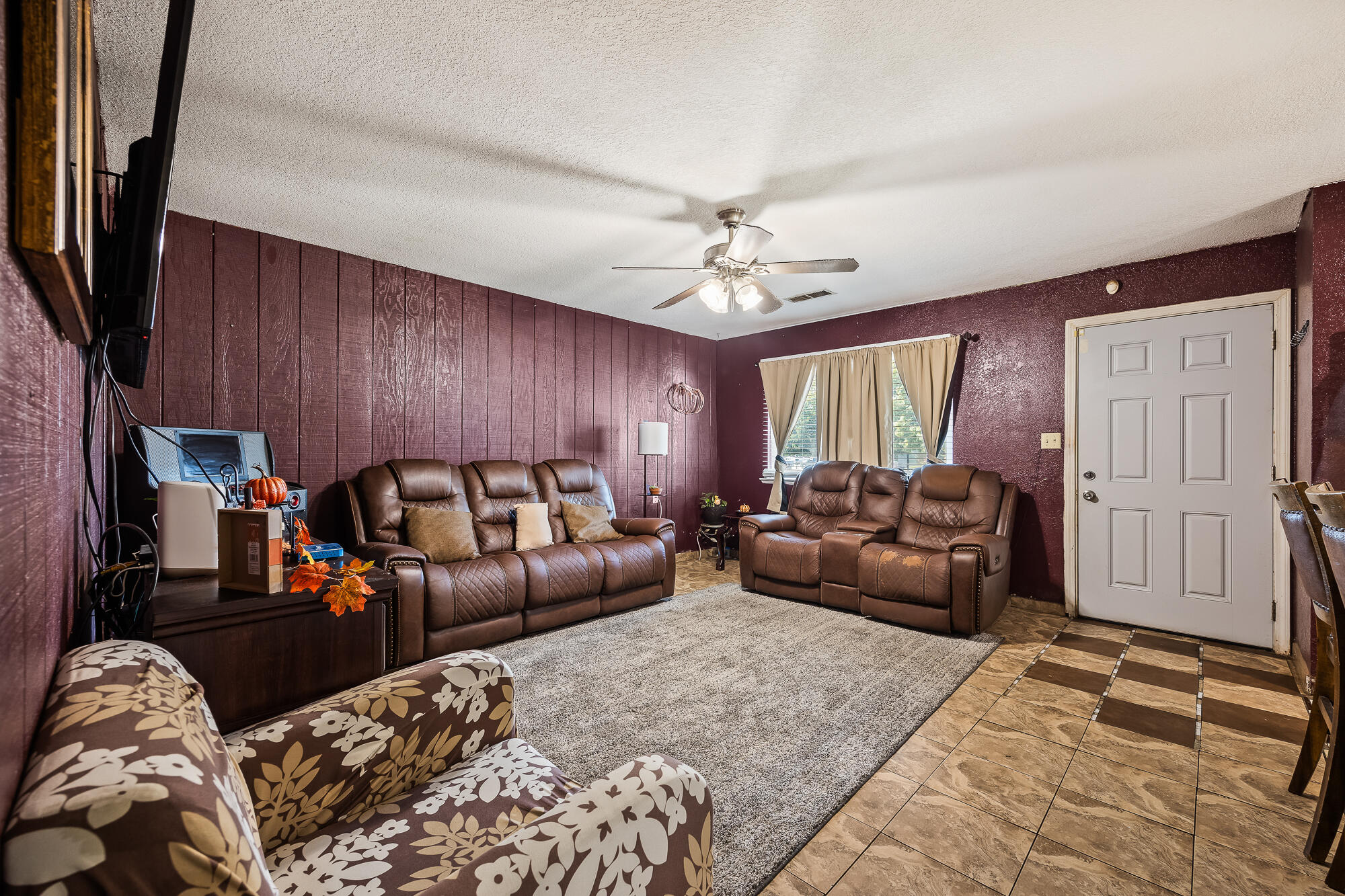 1851 Van Dorsten Ave, Corcoran, CA 93212