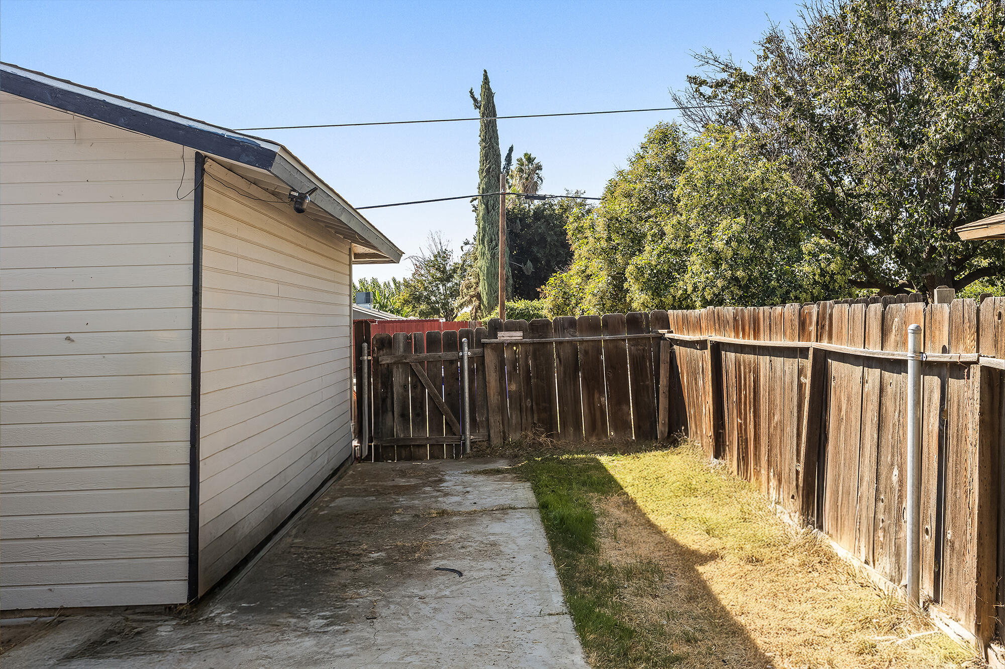 1851 Van Dorsten Ave, Corcoran, CA 93212
