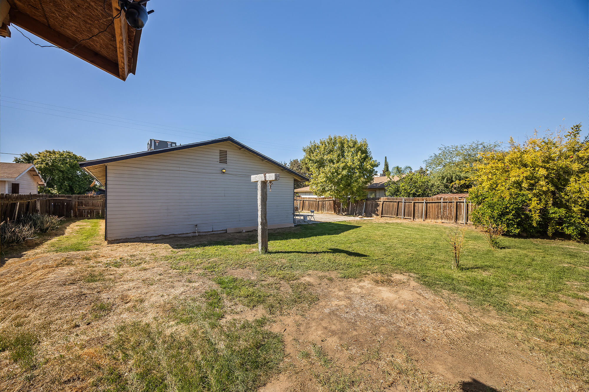 1851 Van Dorsten Ave, Corcoran, CA 93212