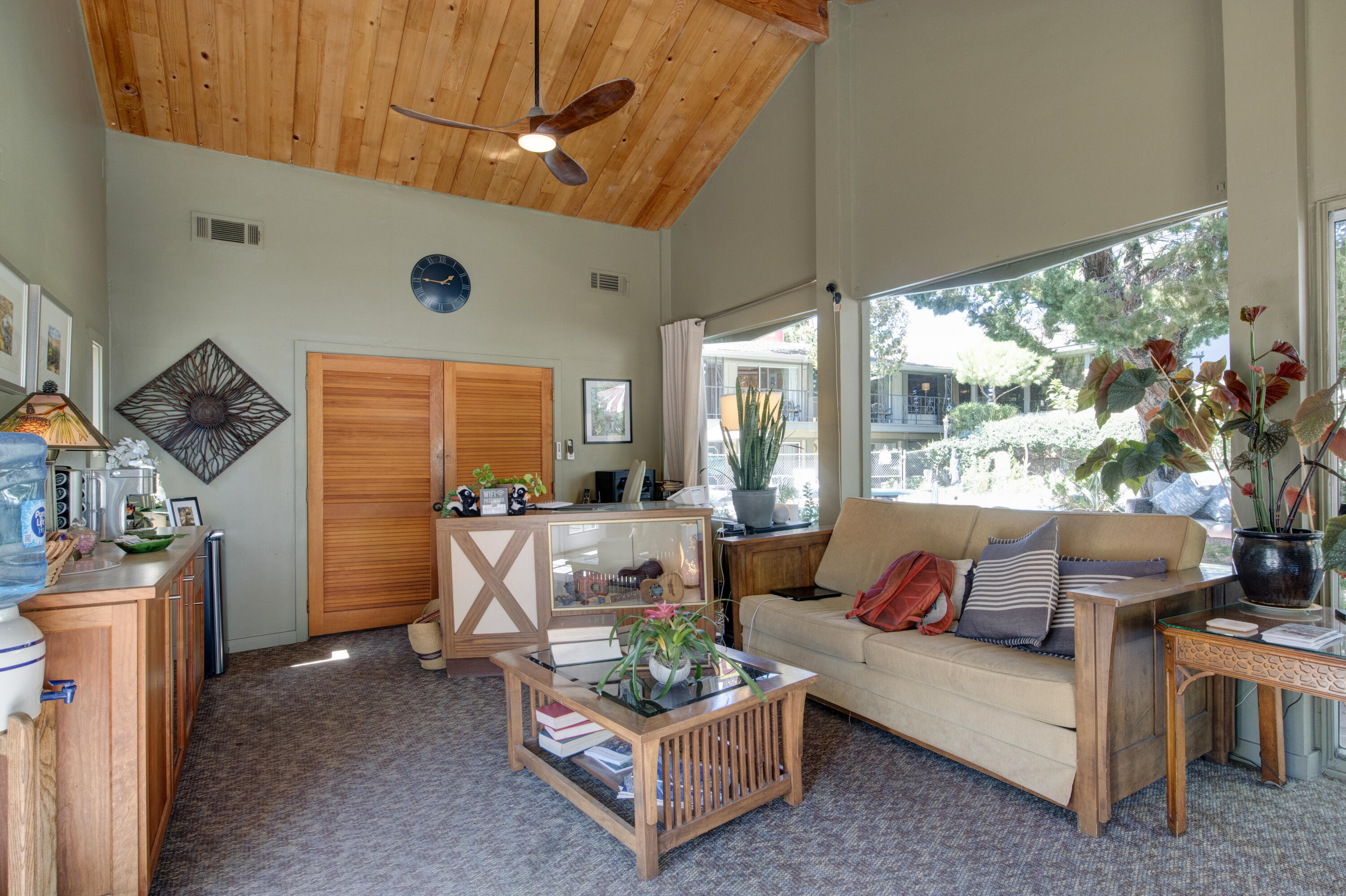 13383 Sierra Way Way, Kernville, CA 93238