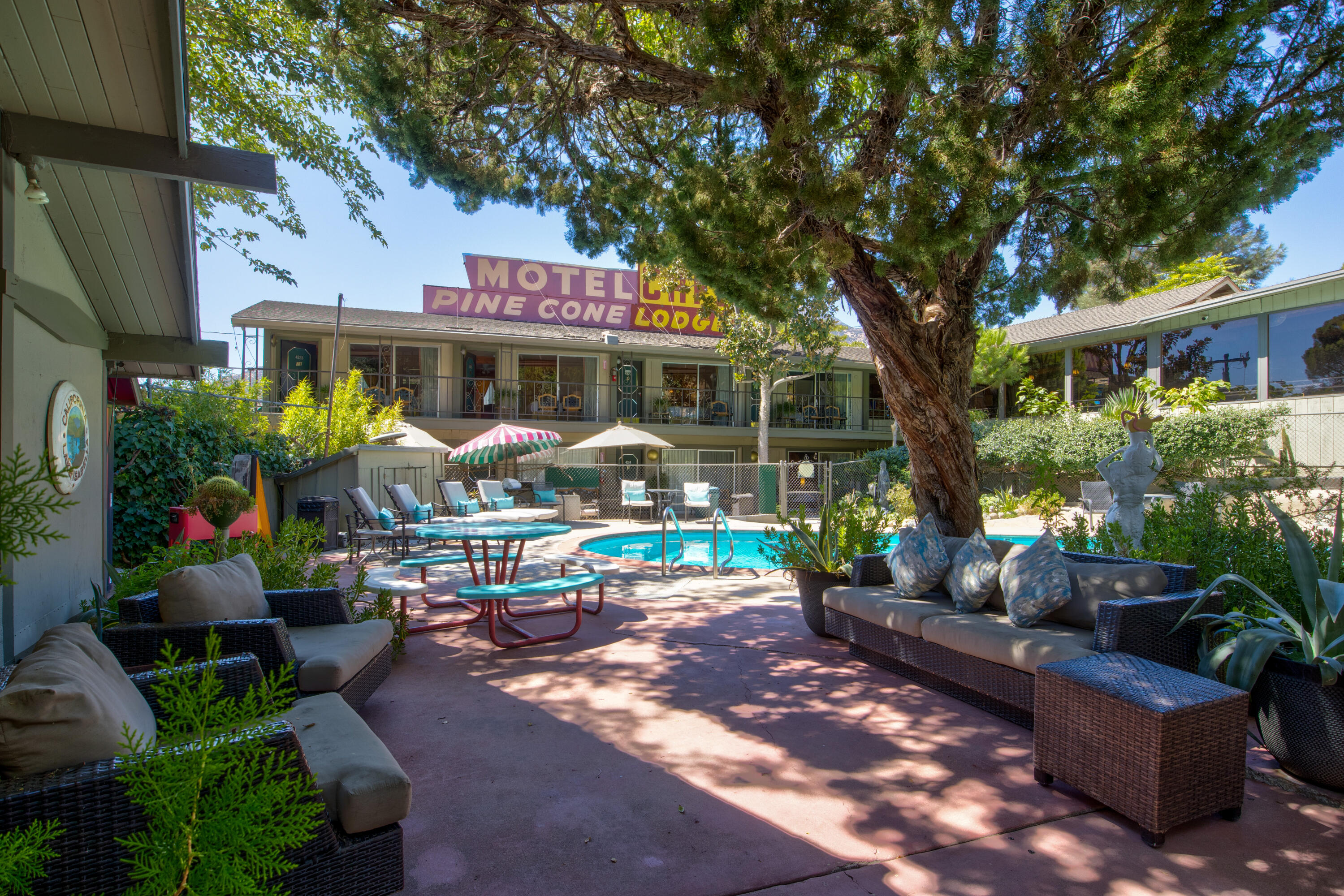 13383 Sierra Way Way, Kernville, CA 93238