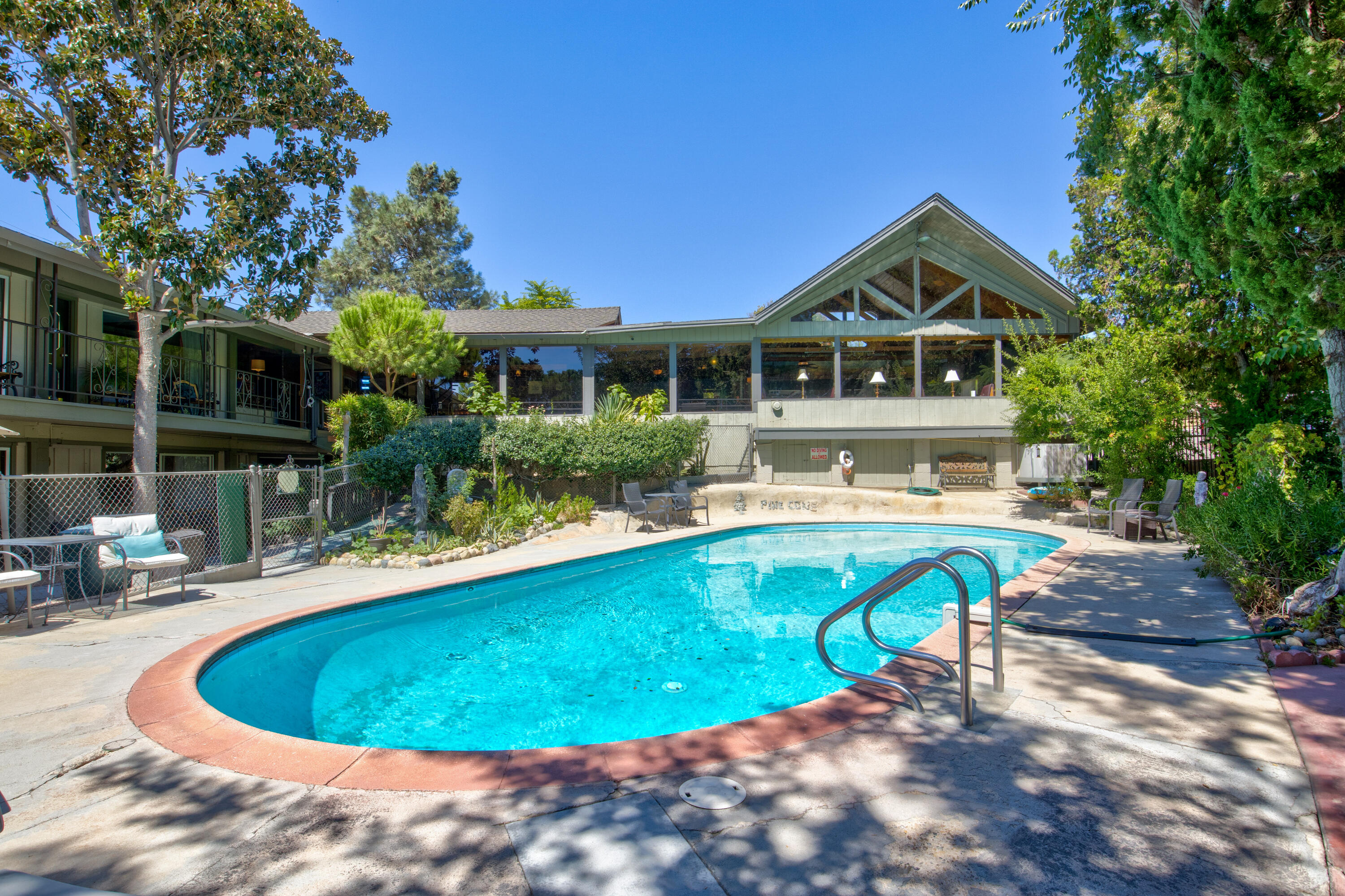 13383 Sierra Way Way, Kernville, CA 93238