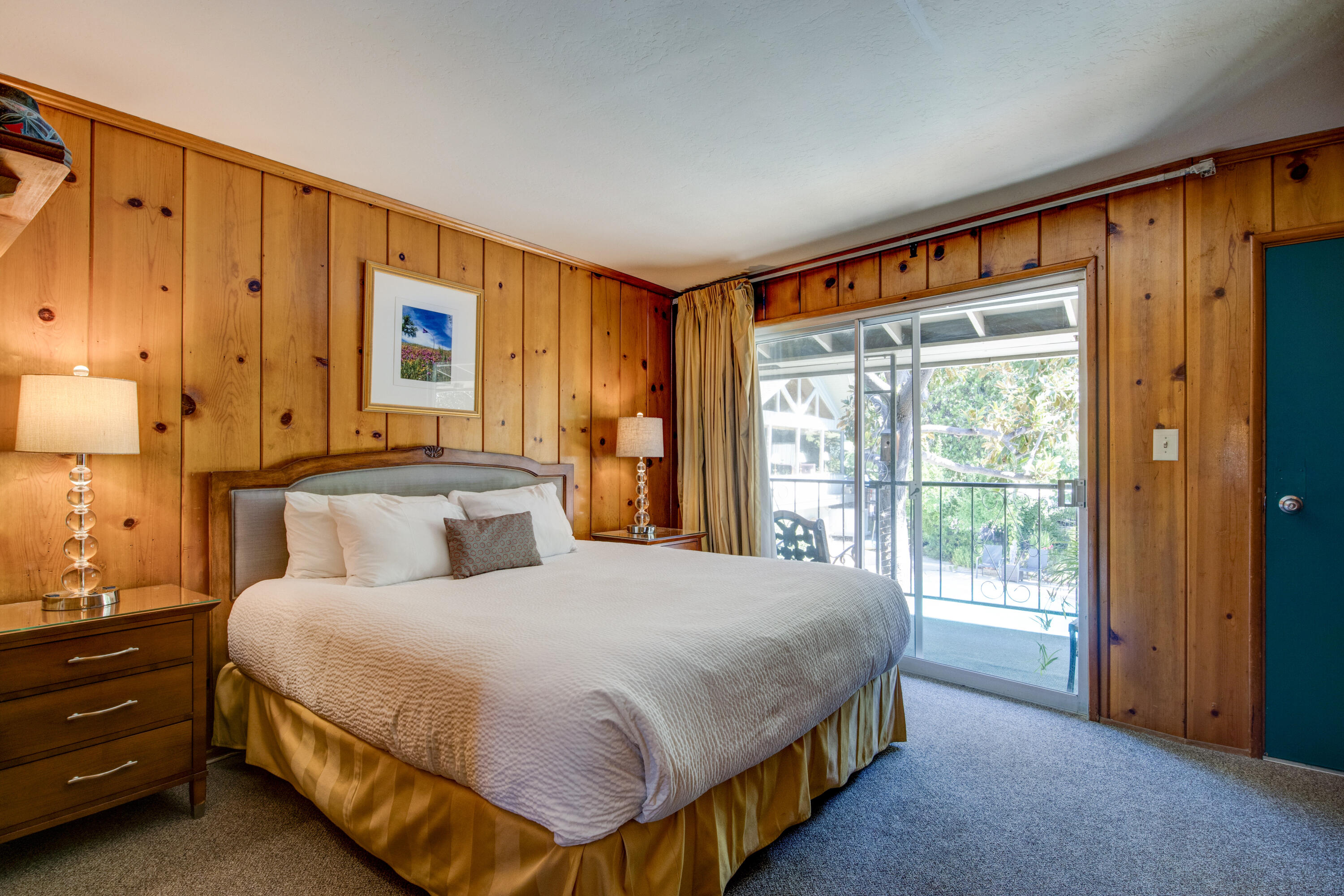 13383 Sierra Way Way, Kernville, CA 93238