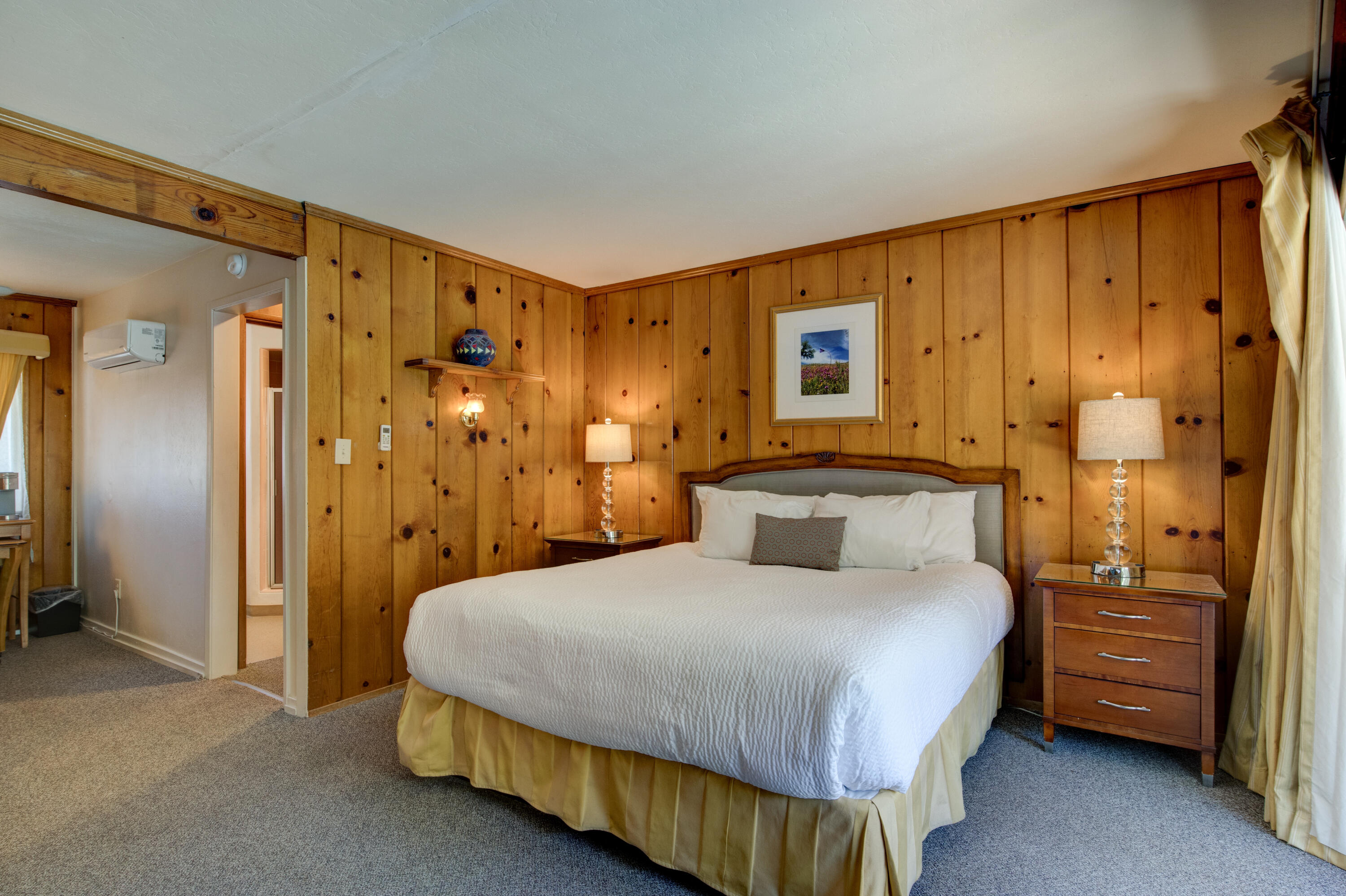 13383 Sierra Way Way, Kernville, CA 93238