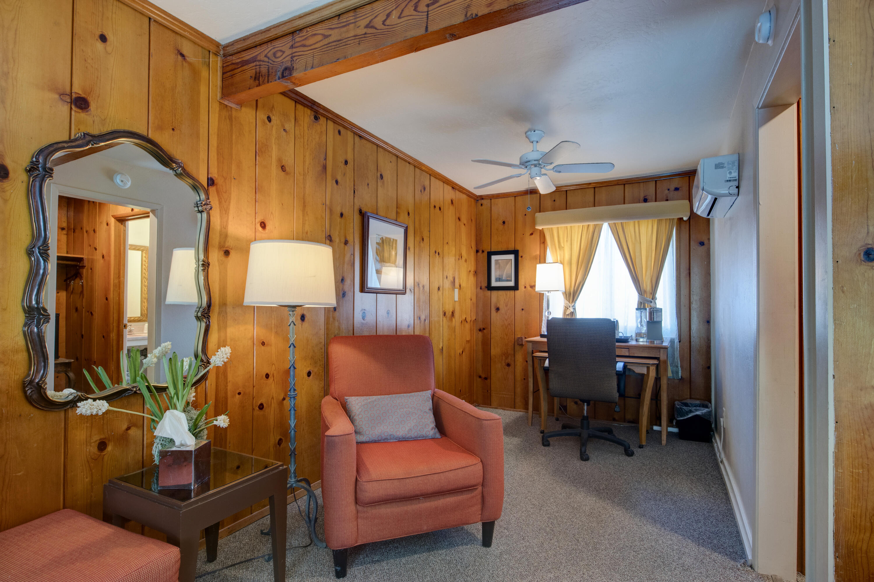 13383 Sierra Way Way, Kernville, CA 93238