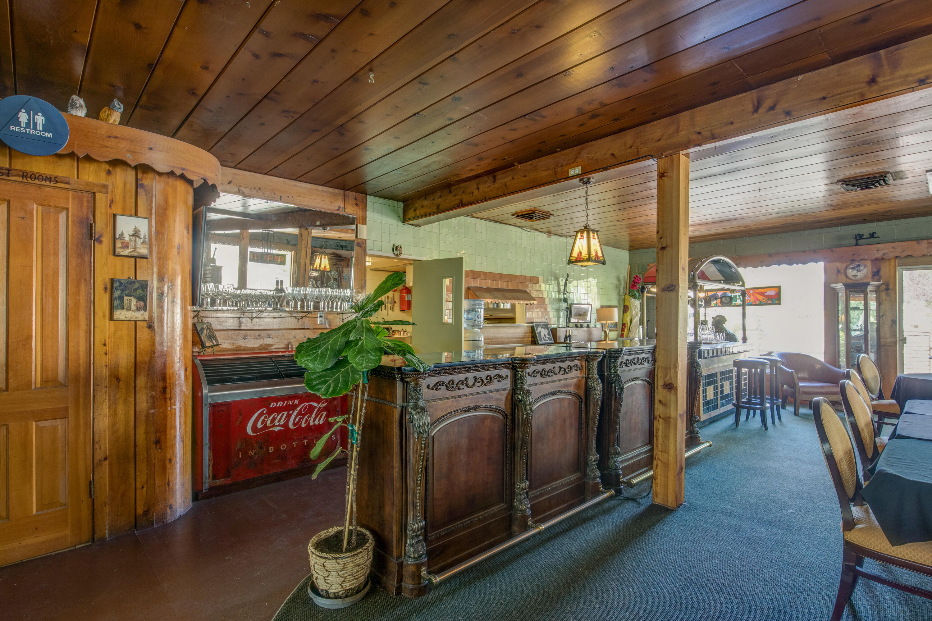 13383 Sierra Way Way, Kernville, CA 93238