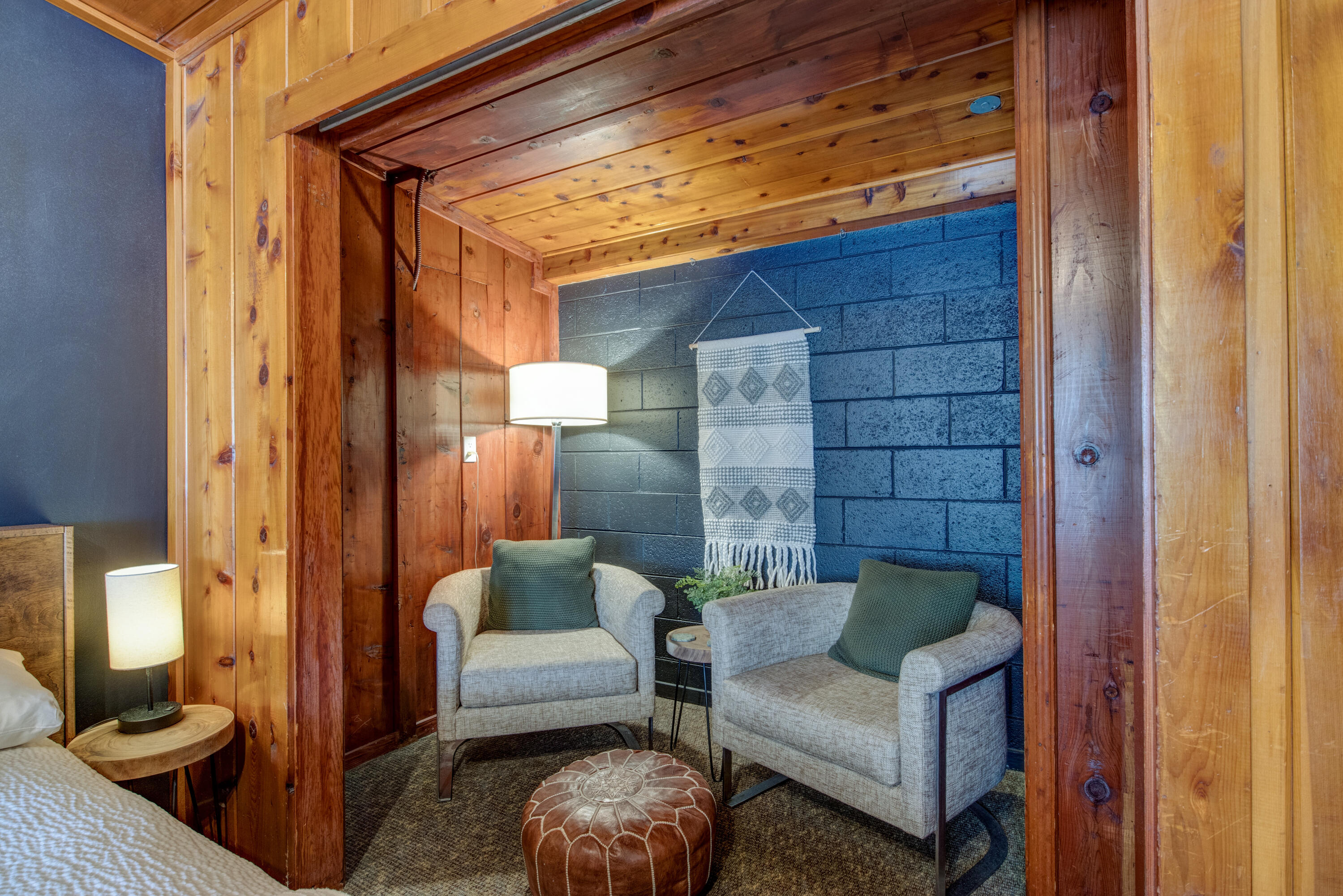 13383 Sierra Way Way, Kernville, CA 93238