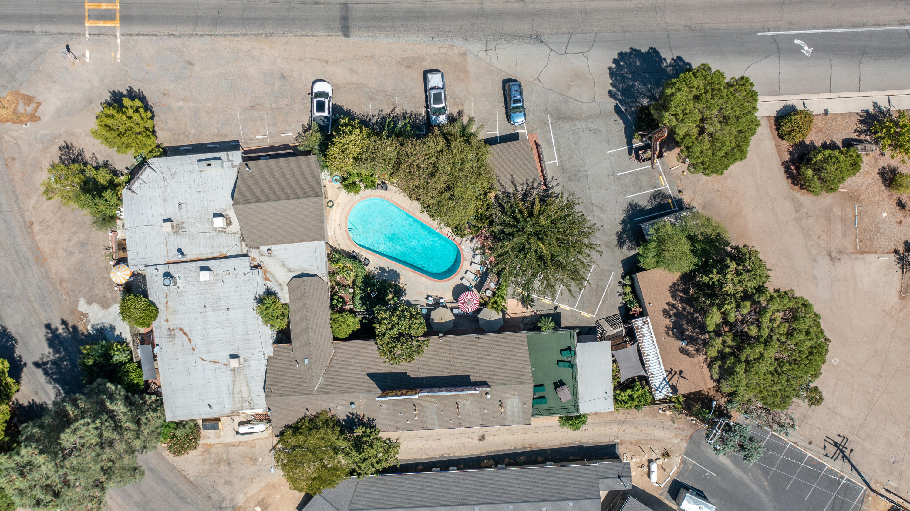 13383 Sierra Way Way, Kernville, CA 93238