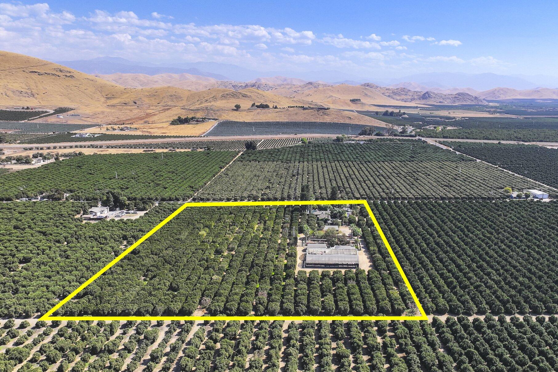 267 N Strathmore Ave, Lindsay, CA 93247