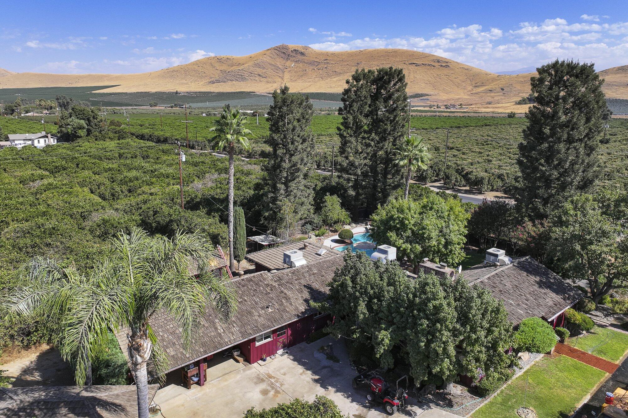 267 N Strathmore Ave, Lindsay, CA 93247