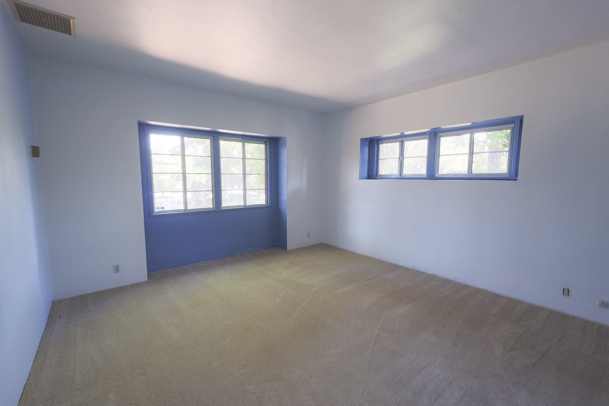 267 N Strathmore Ave, Lindsay, CA 93247