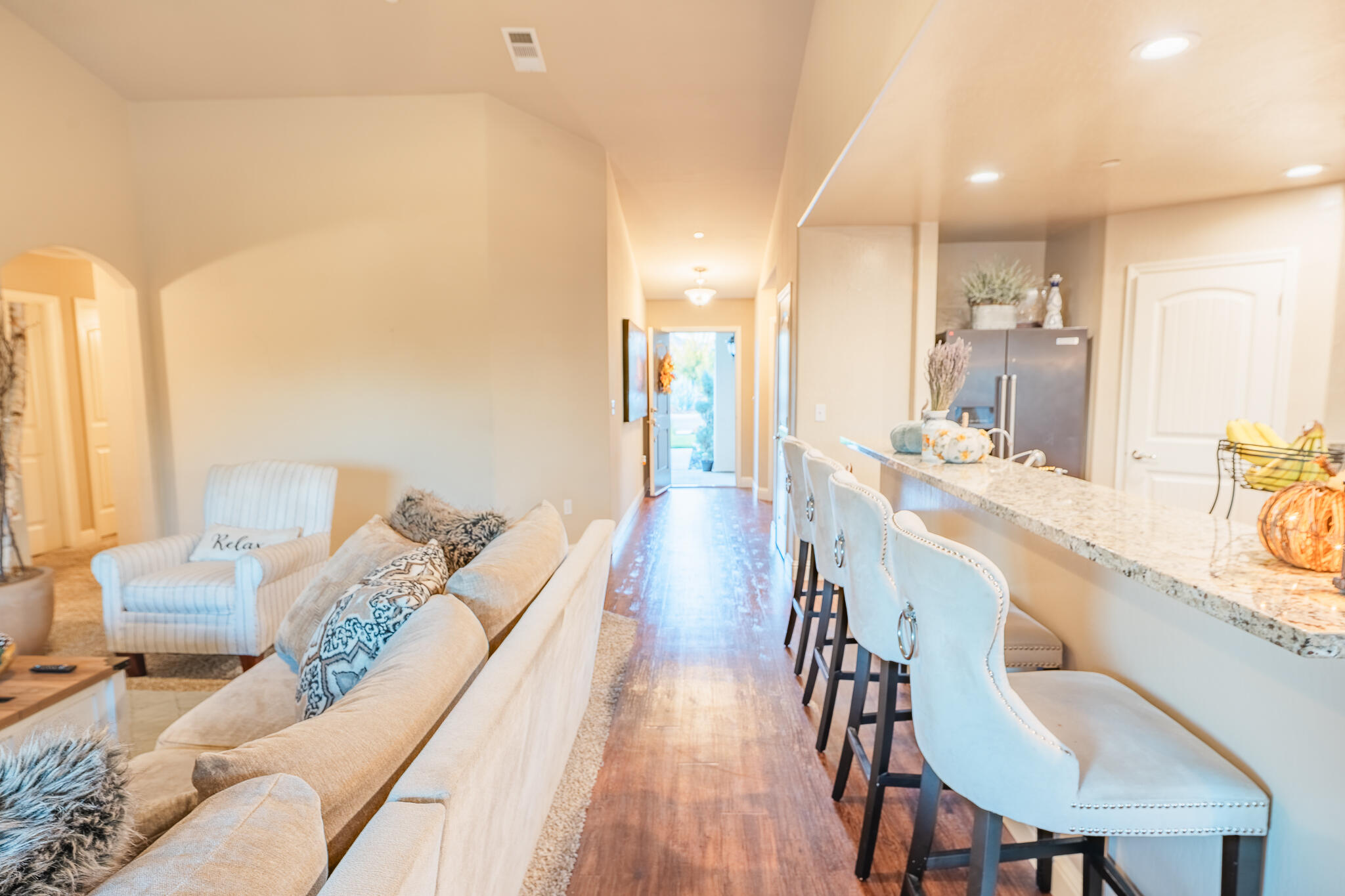 505 Forest Ct, Woodlake, CA 93286