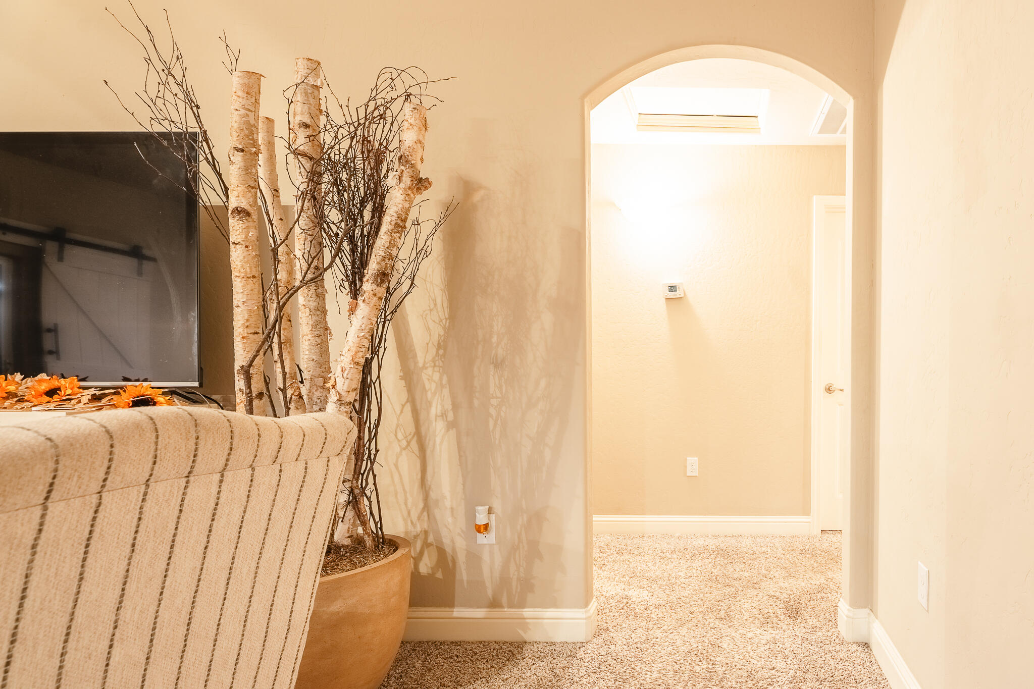 505 Forest Ct, Woodlake, CA 93286