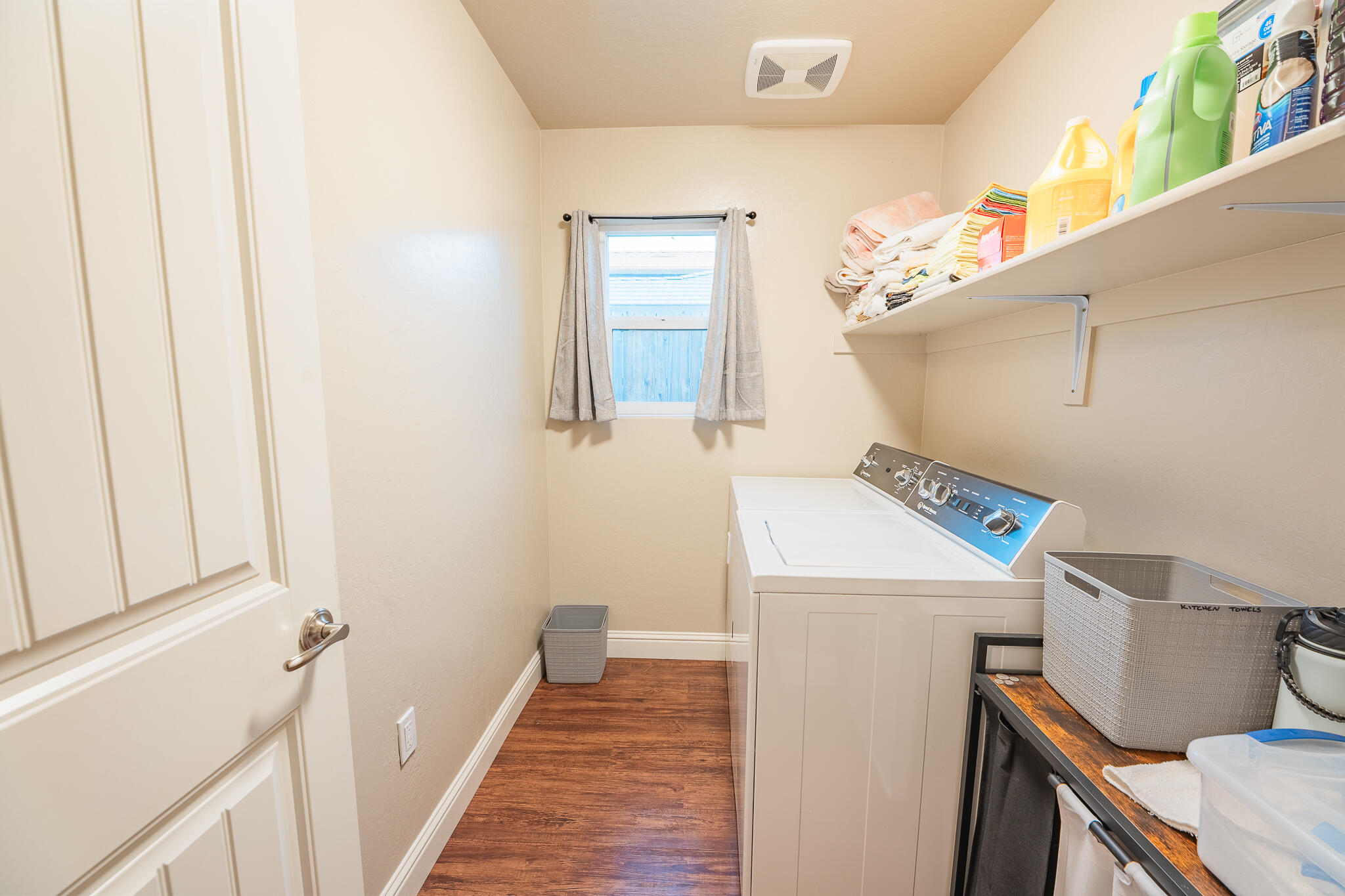 505 Forest Ct, Woodlake, CA 93286