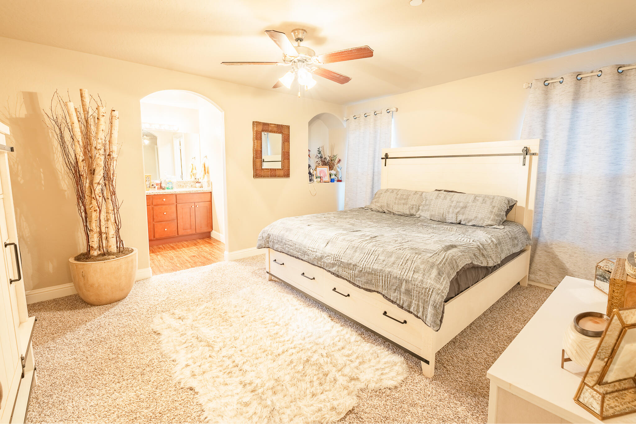 505 Forest Ct, Woodlake, CA 93286