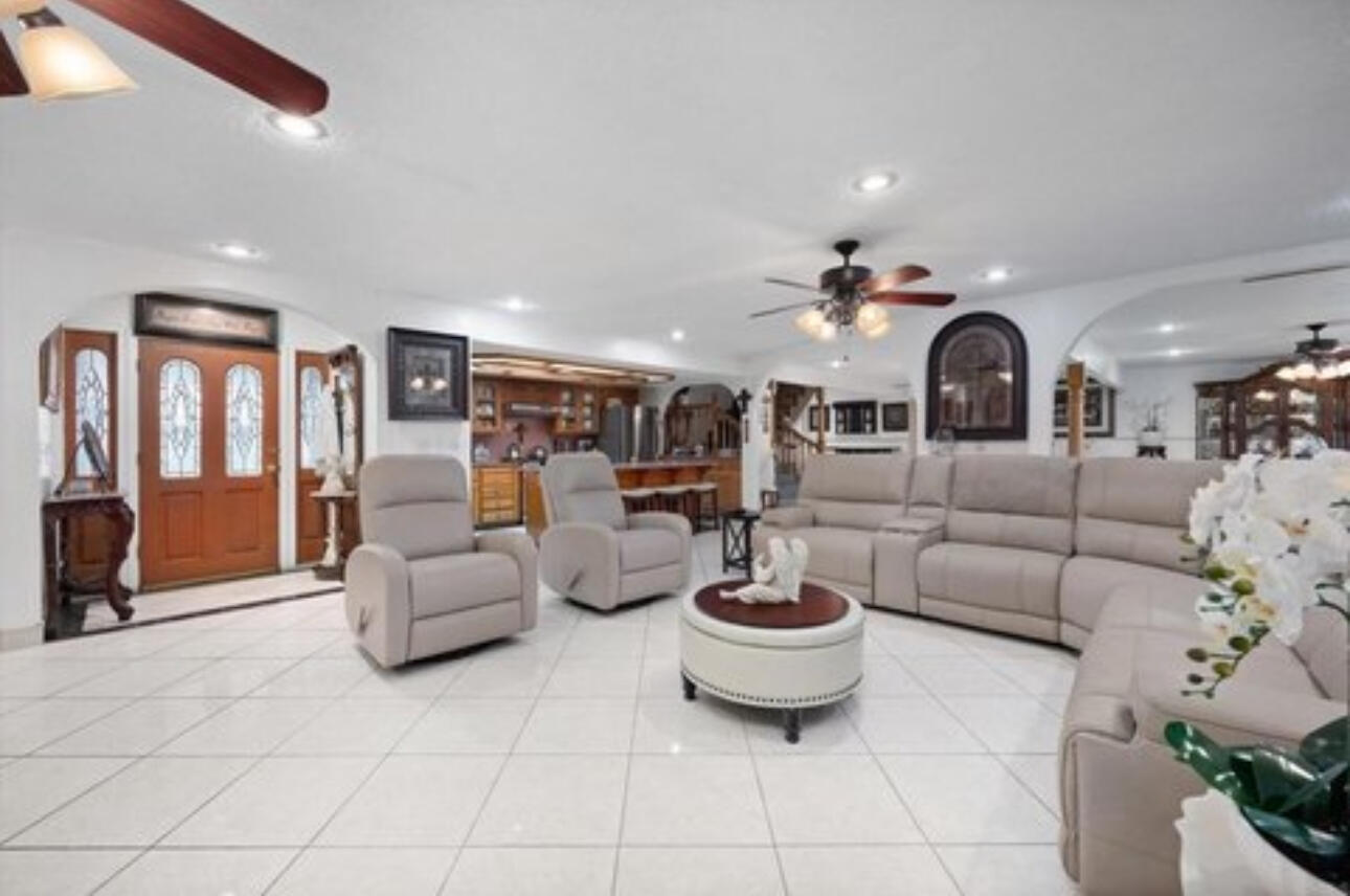 22981 Ave 72, Terra Bella, CA 93270