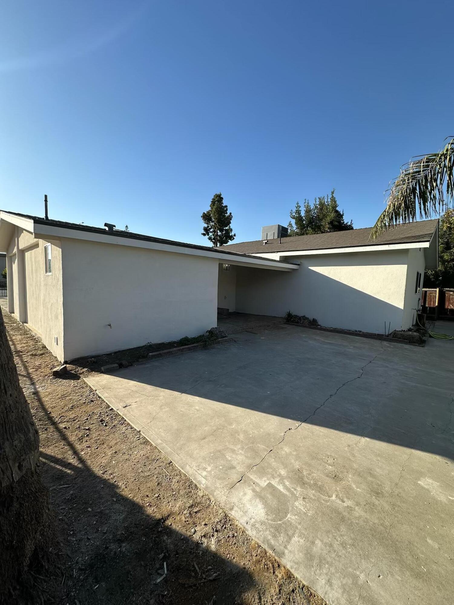 16 S Plano St, Porterville, CA 93257