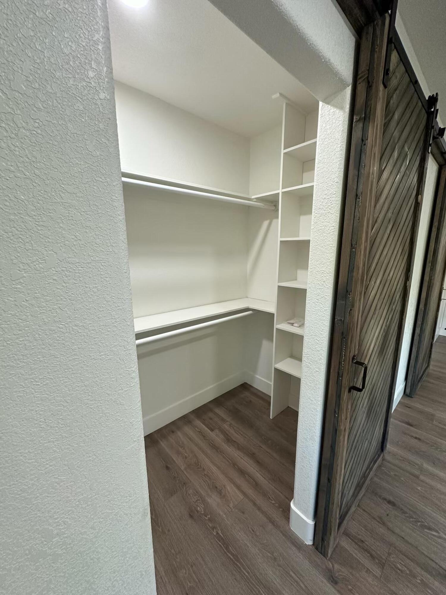 16 S Plano St, Porterville, CA 93257