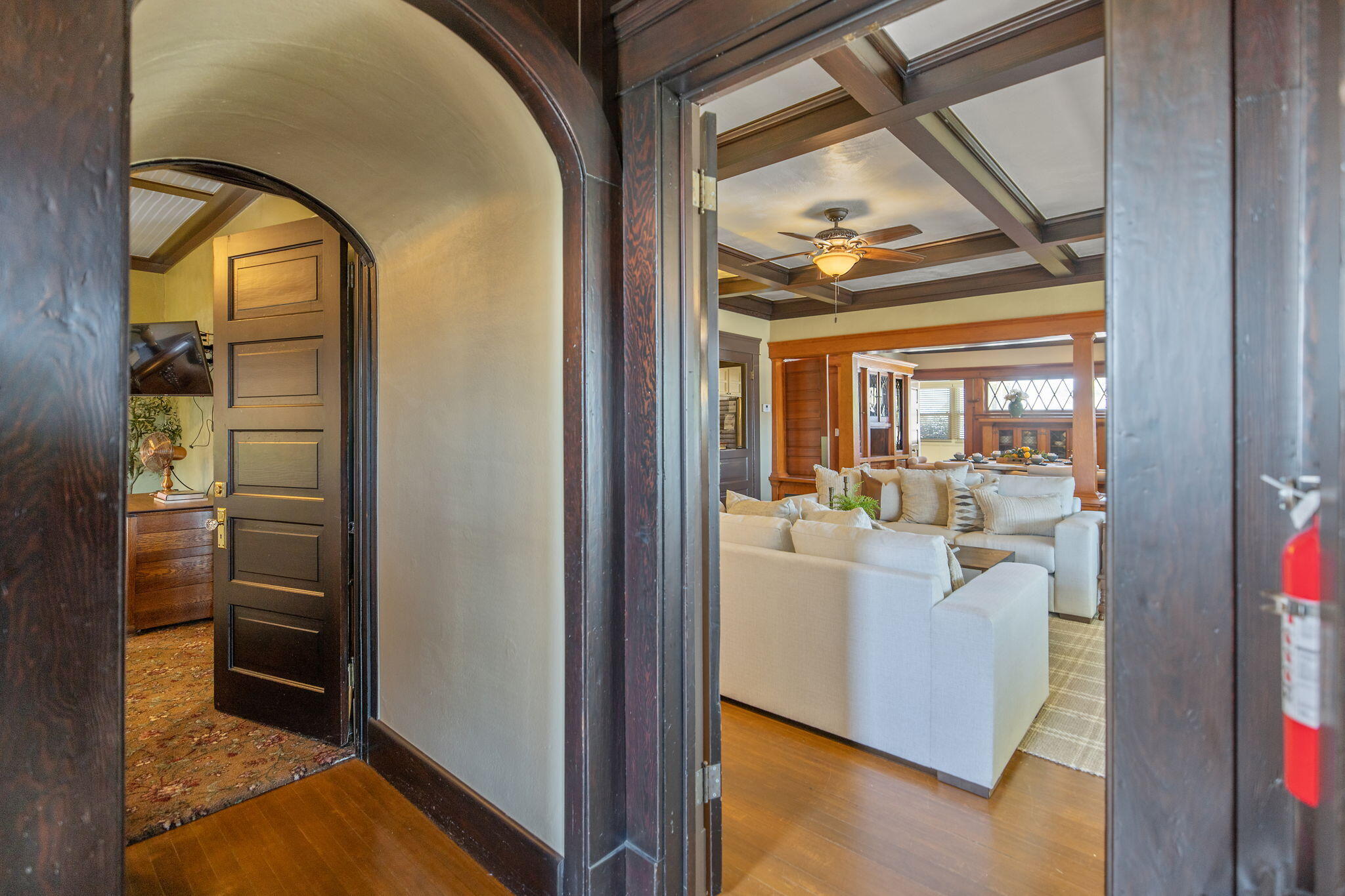 224 N E St, Exeter, CA 93221