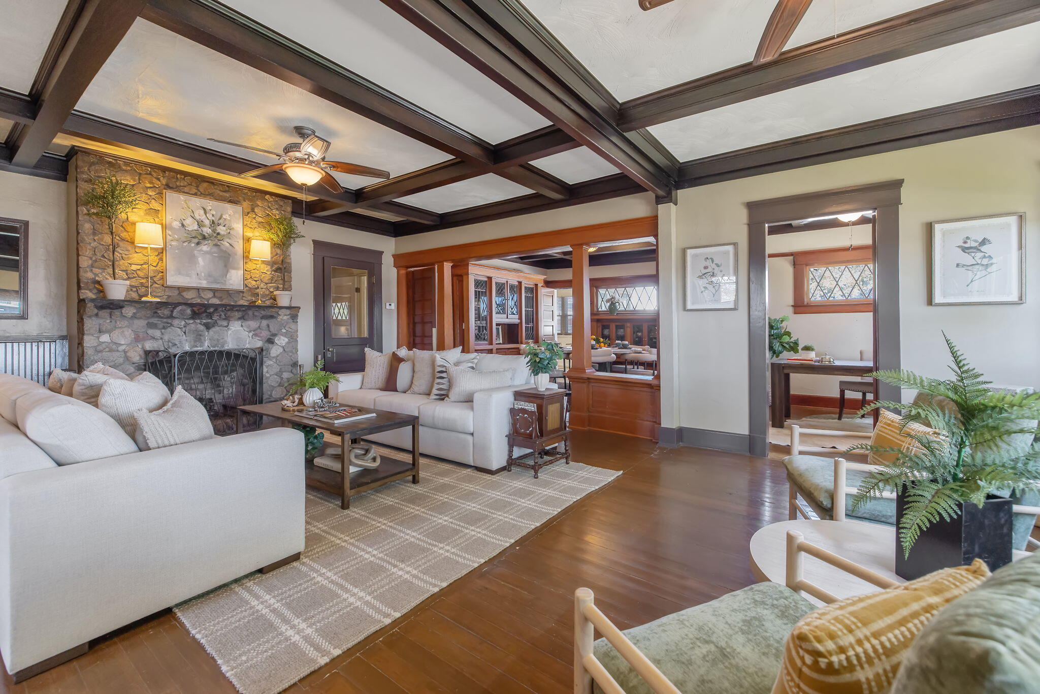 224 N E St, Exeter, CA 93221