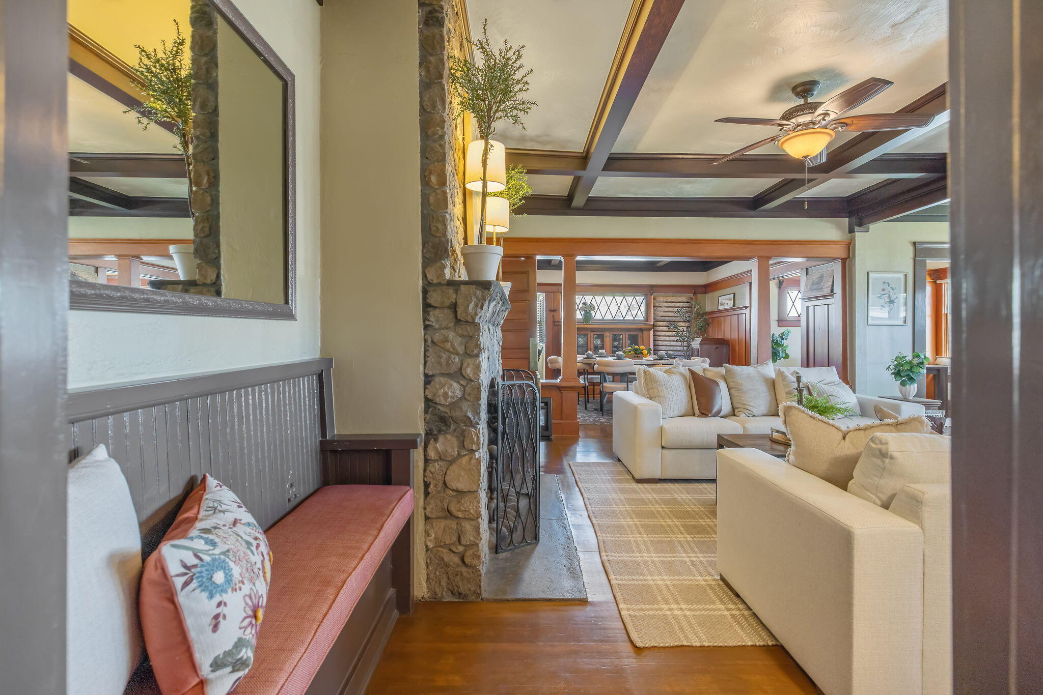 224 N E St, Exeter, CA 93221