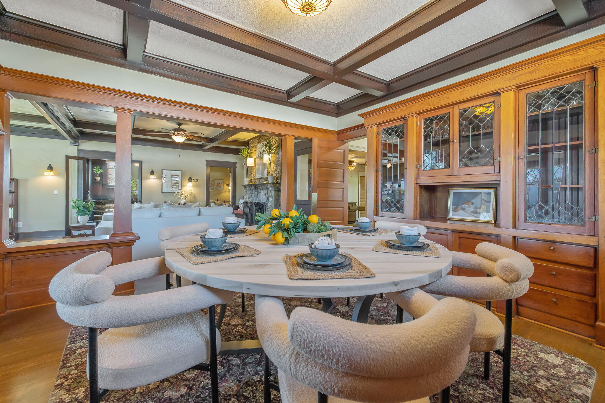 224 N E St, Exeter, CA 93221