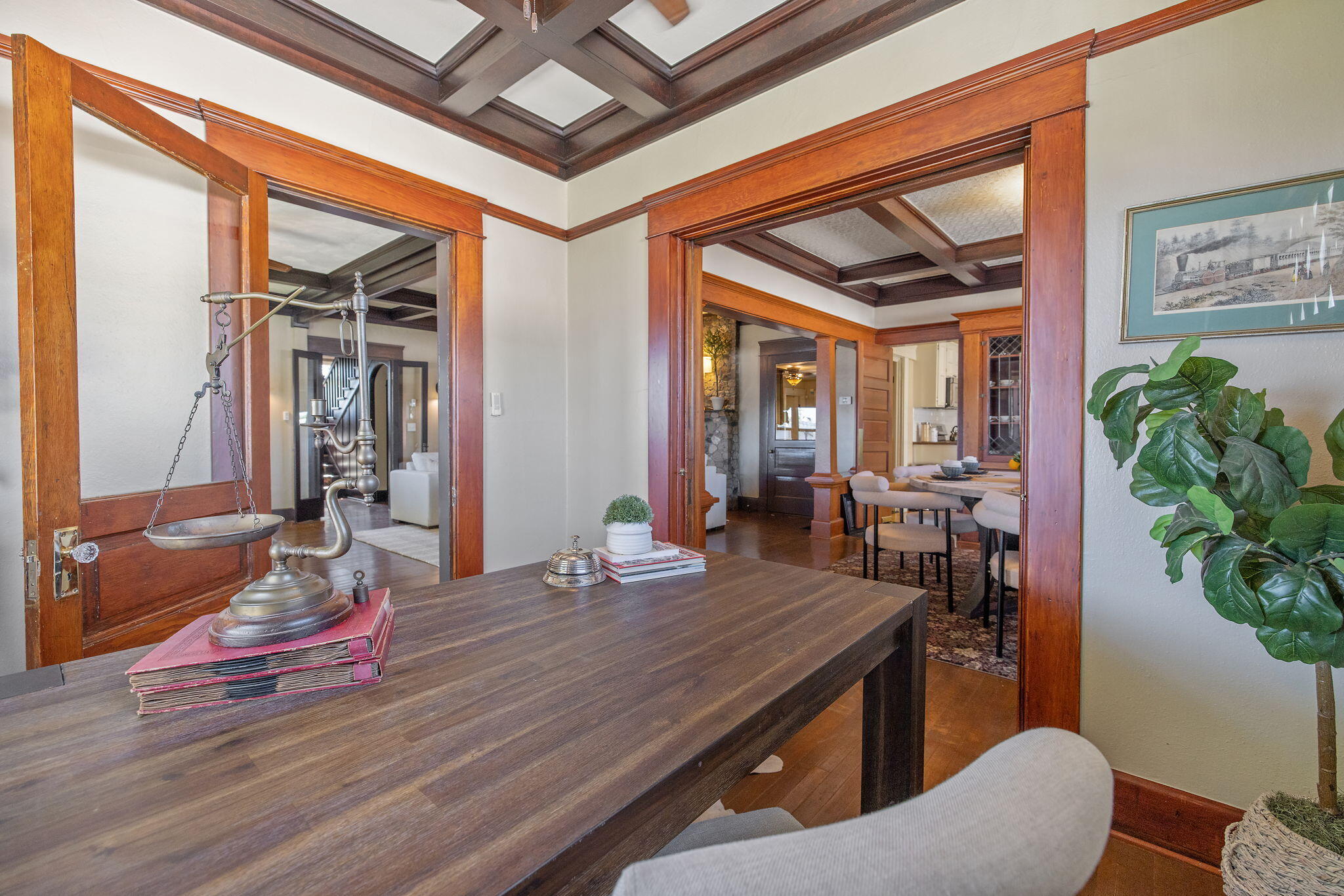 224 N E St, Exeter, CA 93221