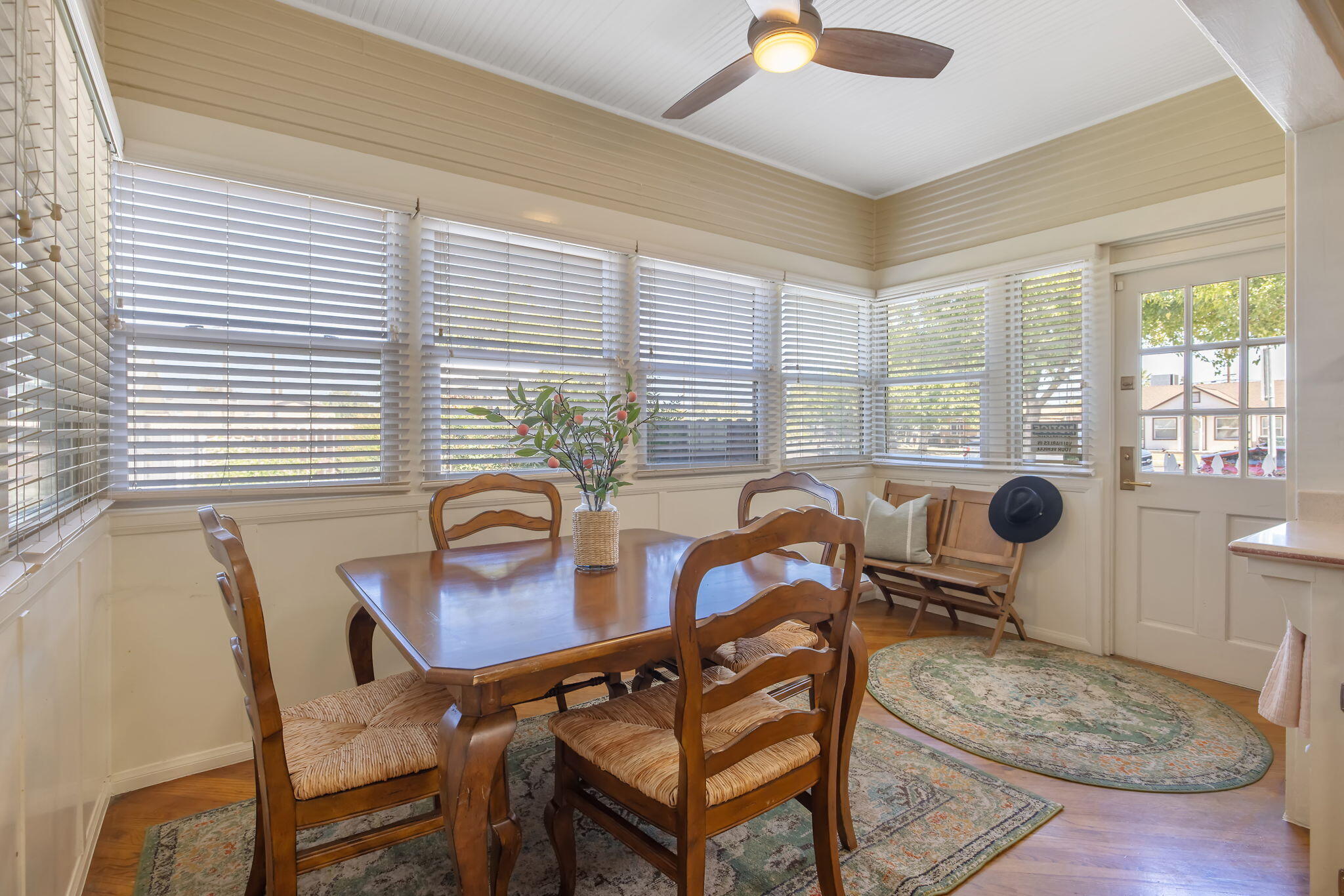 224 N E St, Exeter, CA 93221