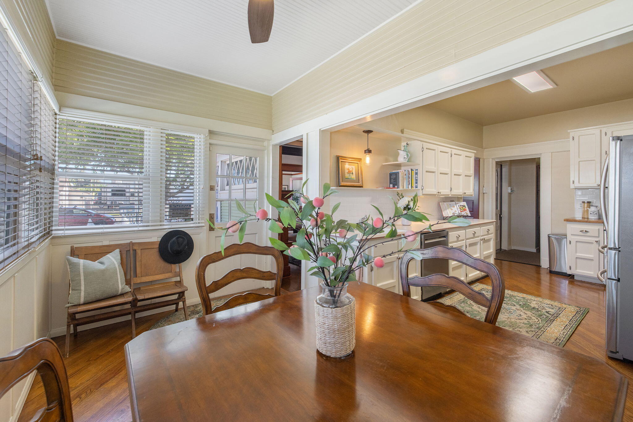 224 N E St, Exeter, CA 93221