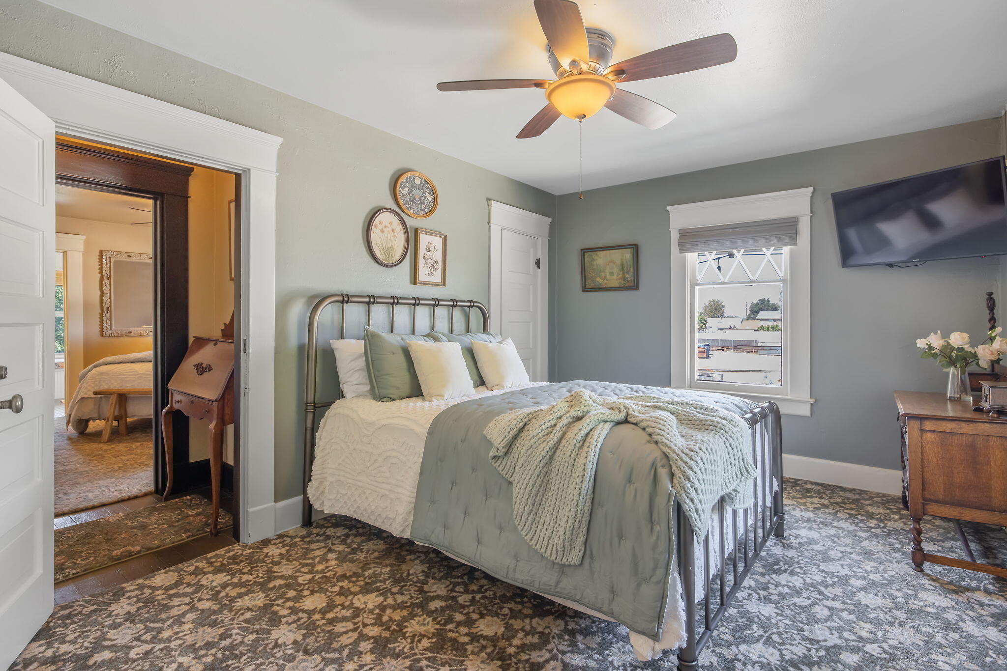 224 N E St, Exeter, CA 93221