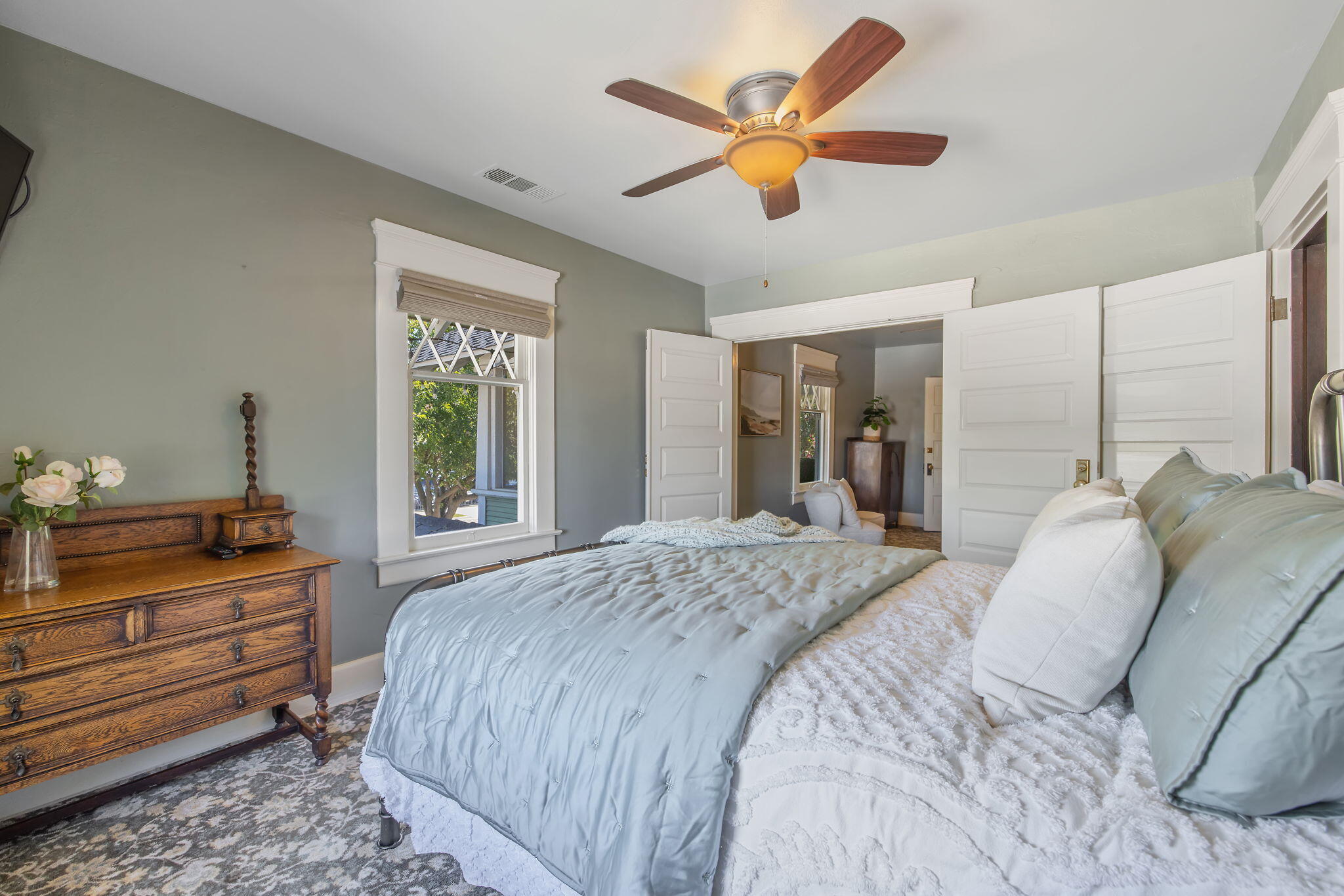 224 N E St, Exeter, CA 93221