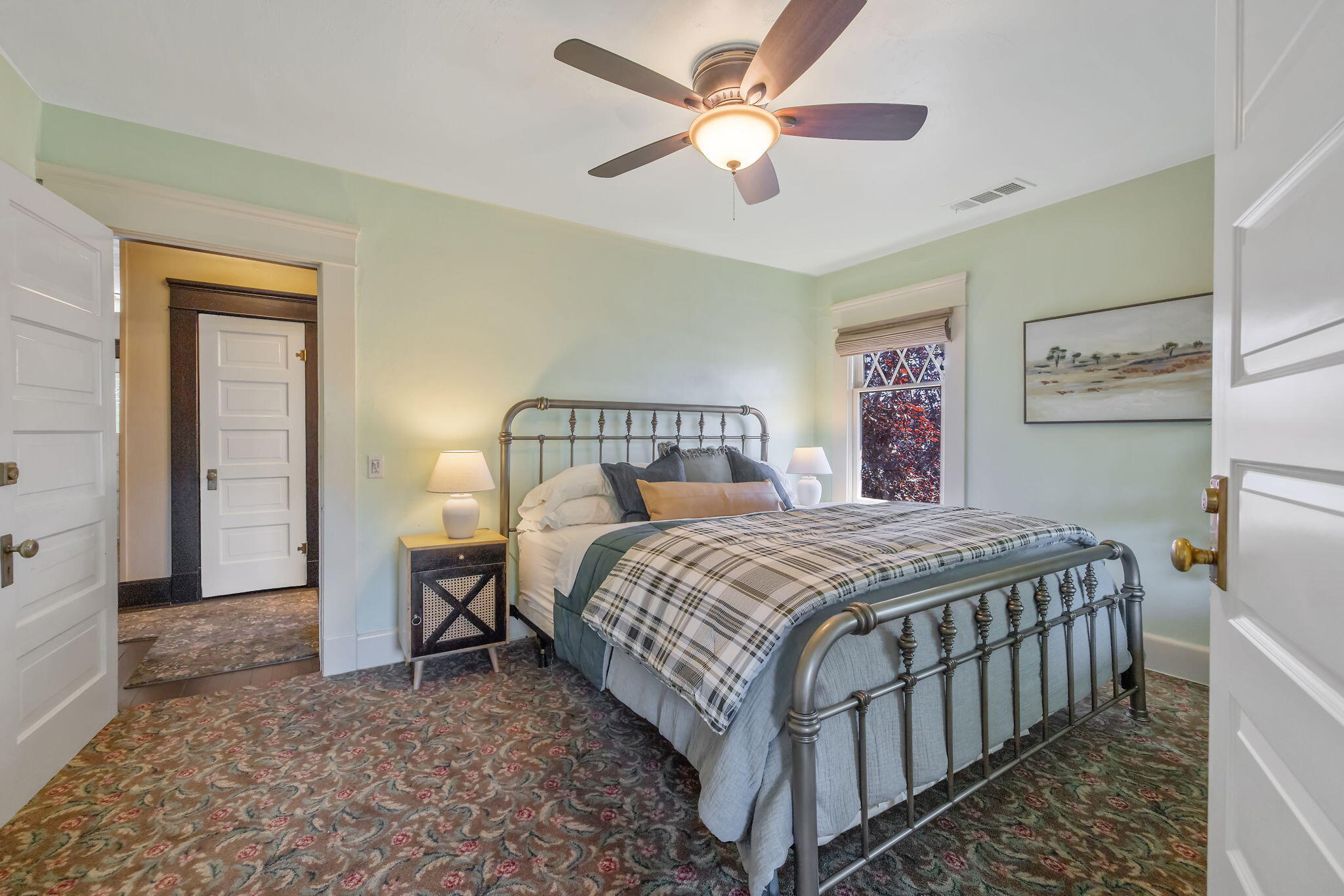 224 N E St, Exeter, CA 93221