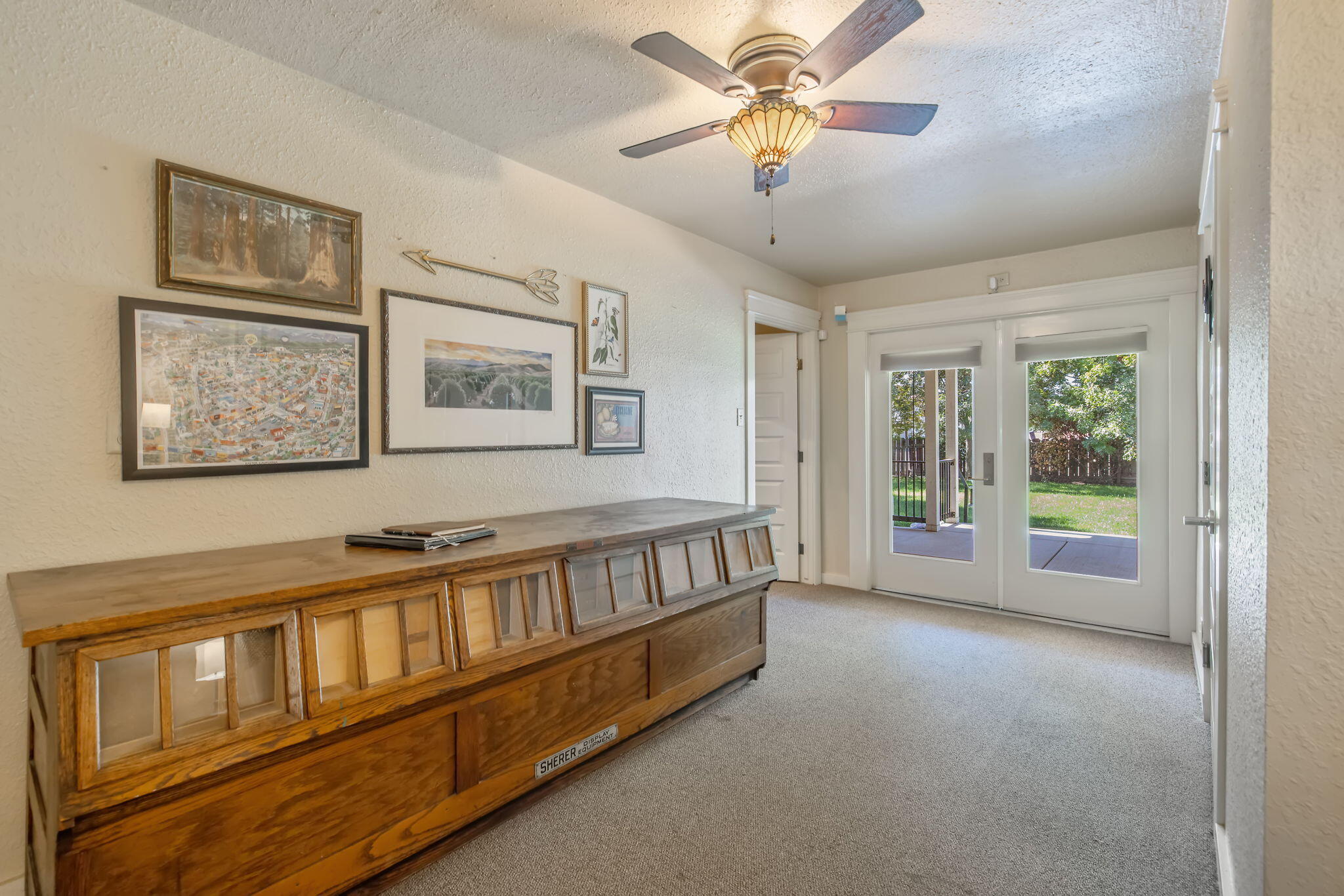 224 N E St, Exeter, CA 93221