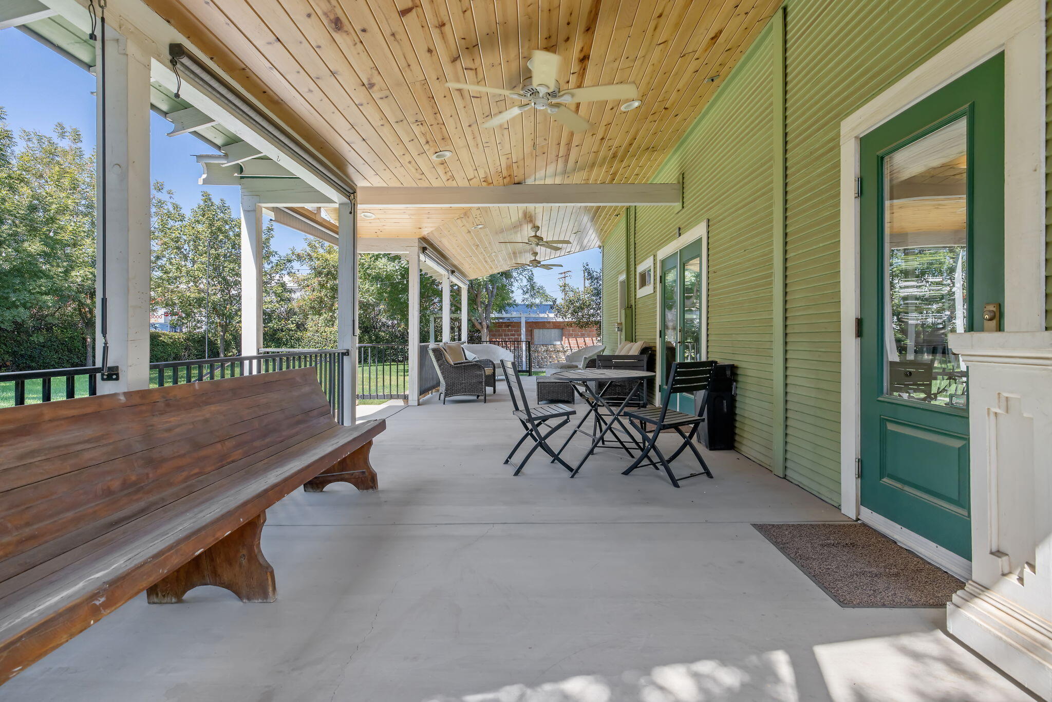 224 N E St, Exeter, CA 93221