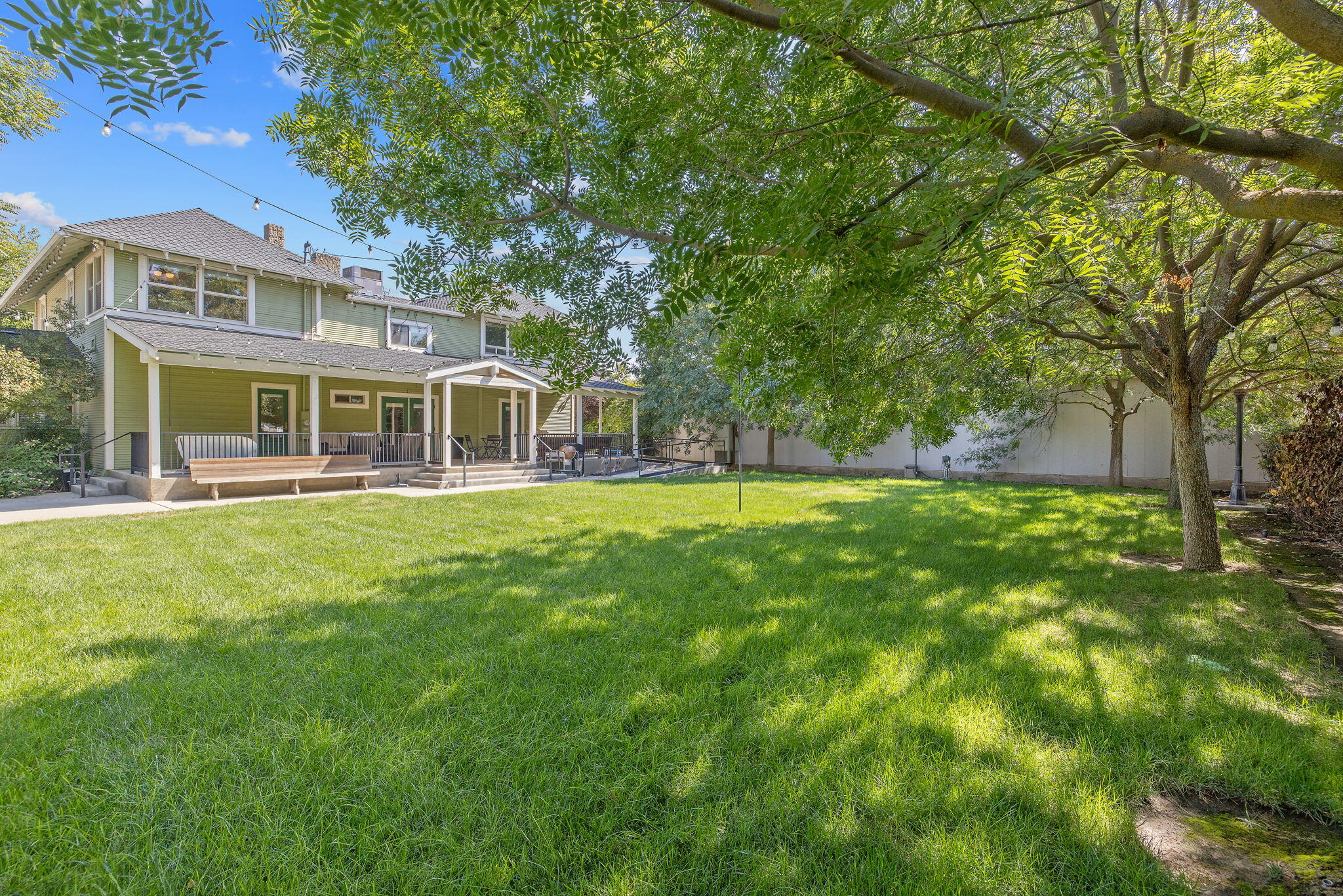 224 N E St, Exeter, CA 93221